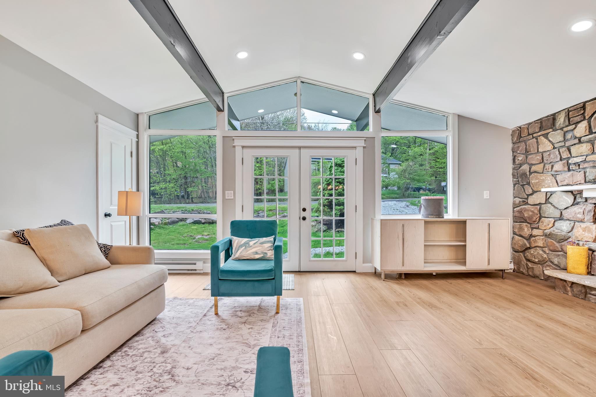 POCONO COUNTRY PLACE - Residential