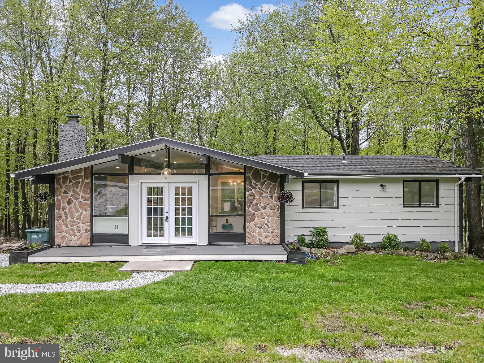 POCONO COUNTRY PLACE - Residential