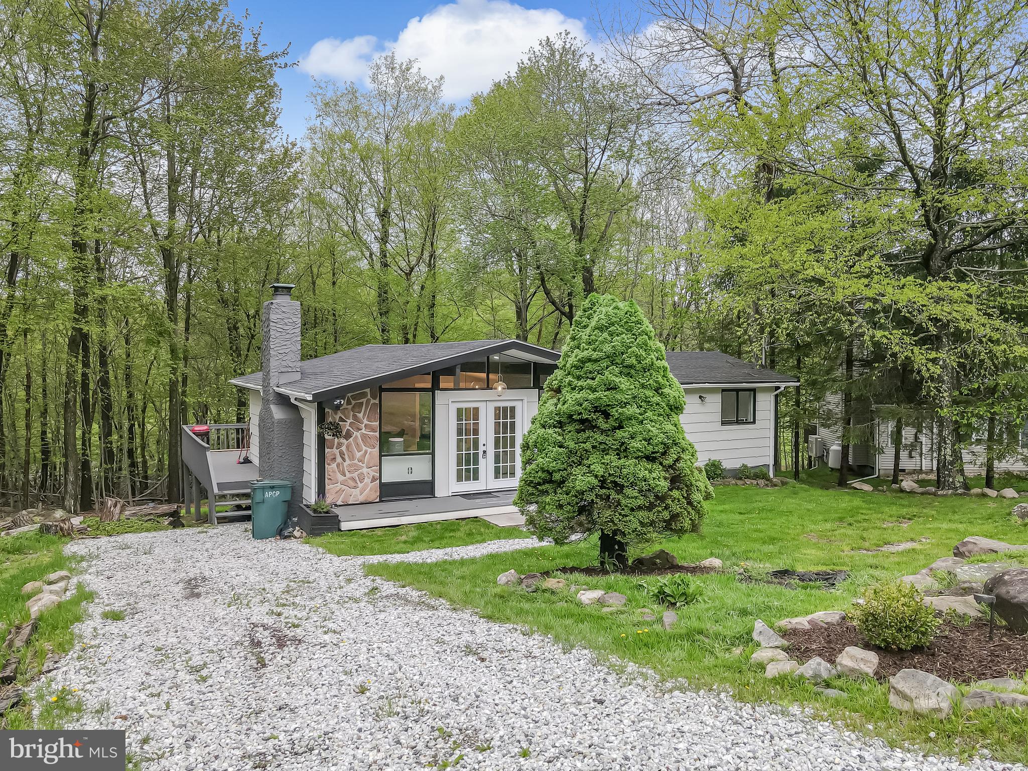 POCONO COUNTRY PLACE - Residential