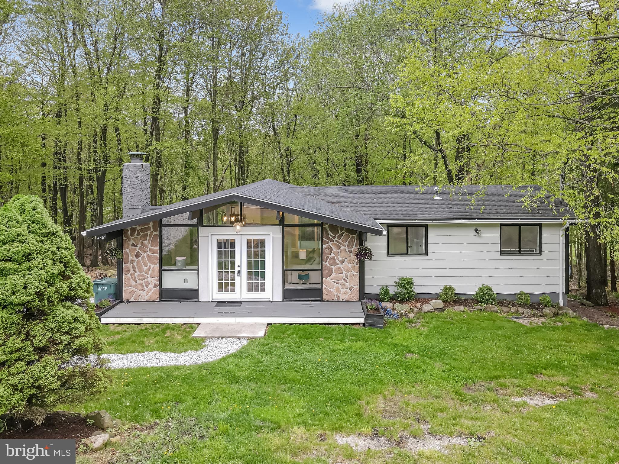 POCONO COUNTRY PLACE - Residential