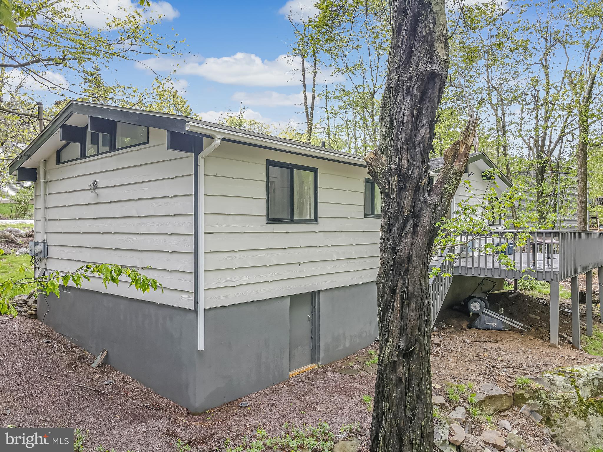 POCONO COUNTRY PLACE - Residential