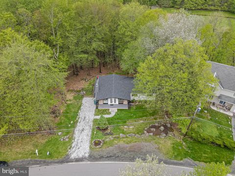 1413 WATERFRONT DRIVE TOBYHANNA PA 18466