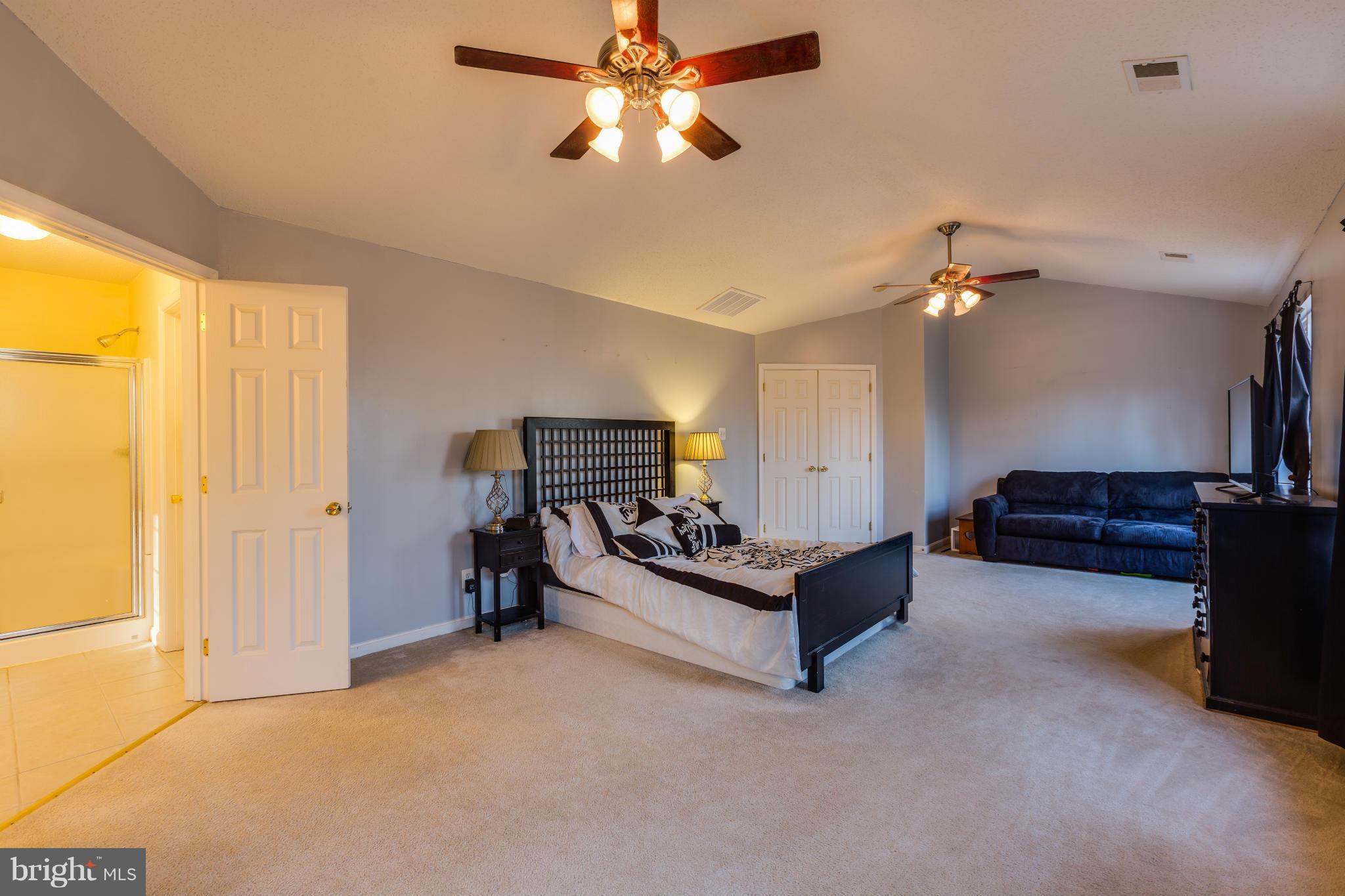 FOX RUN - Residential