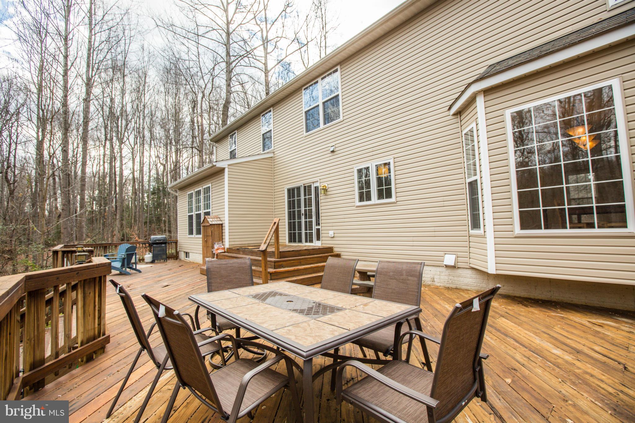 FOX RUN - Residential