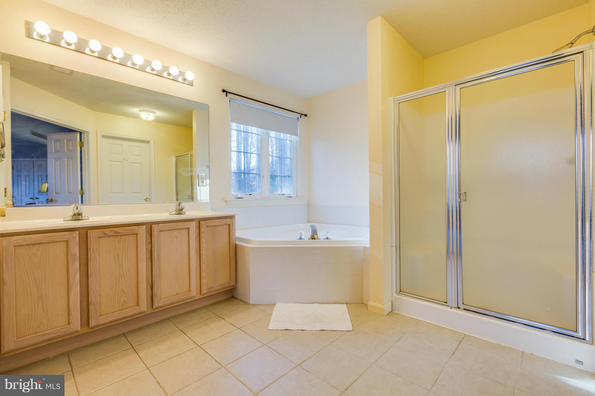 FOX RUN - Residential