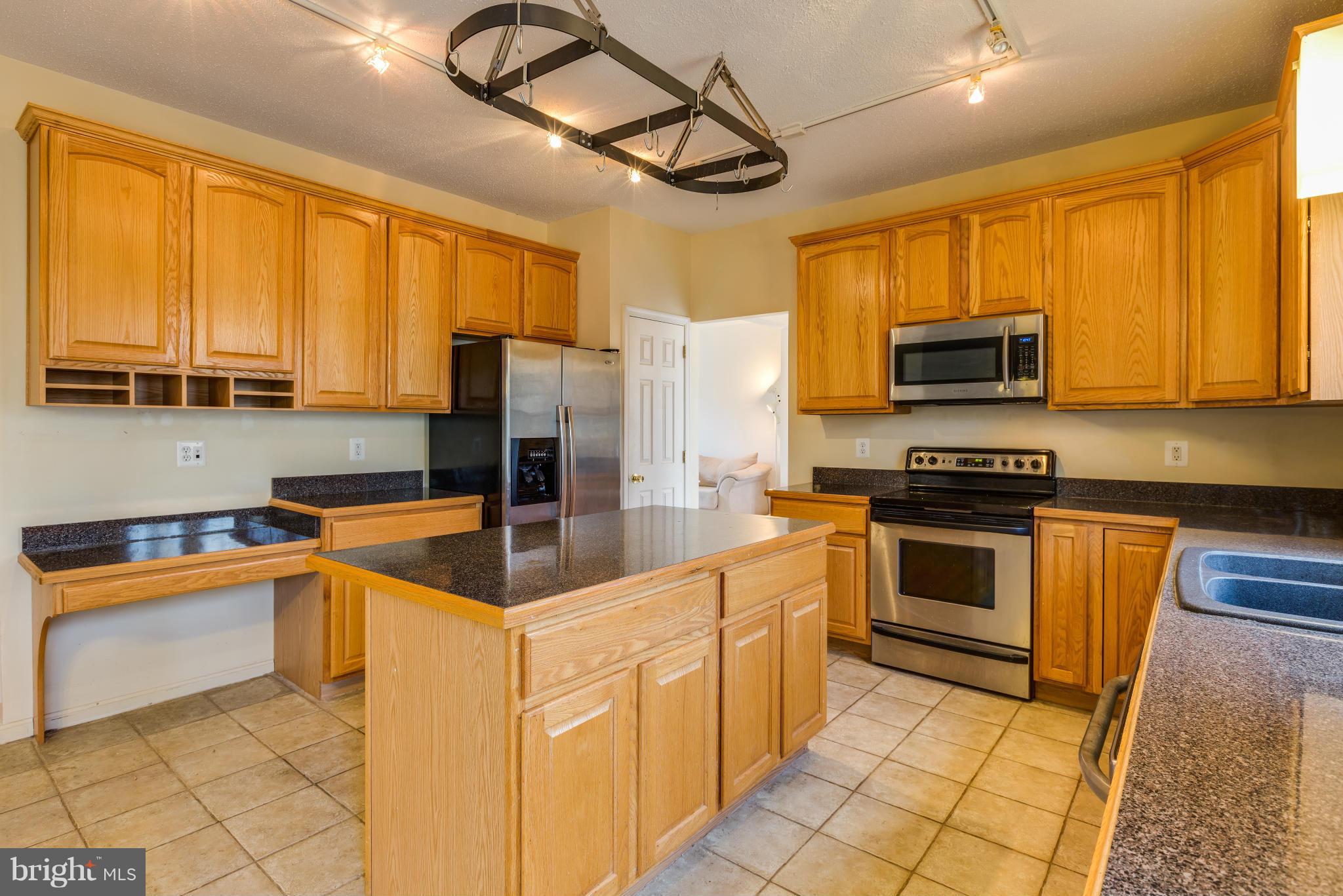 FOX RUN - Residential