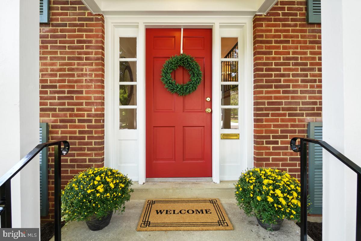 ROCKVILLE ESTATES - Residential