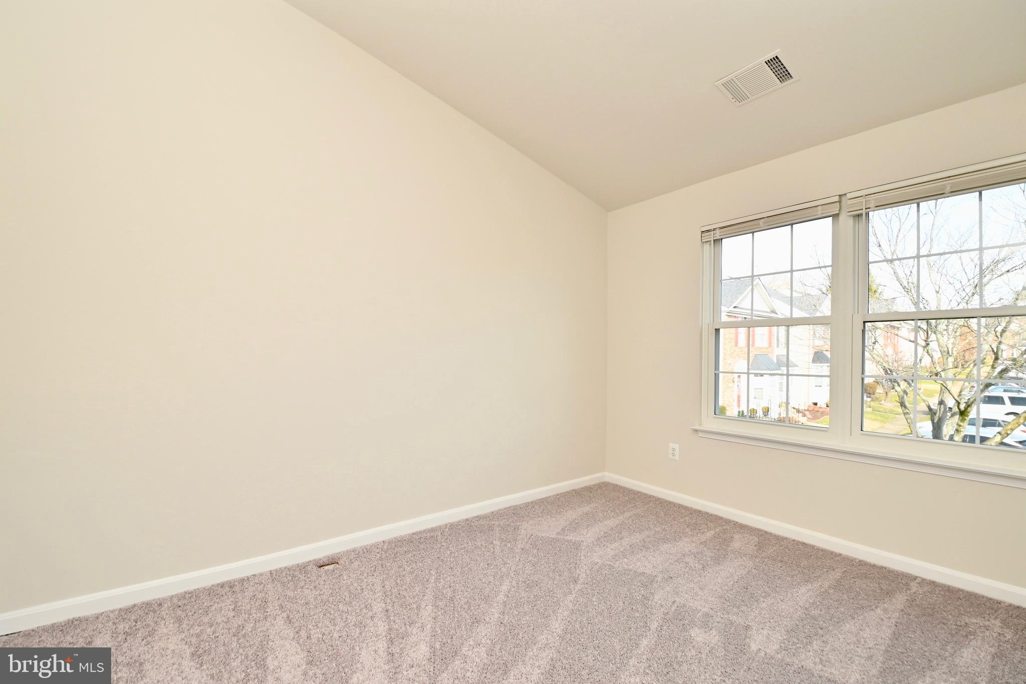 KINGSTOWNE - Residential