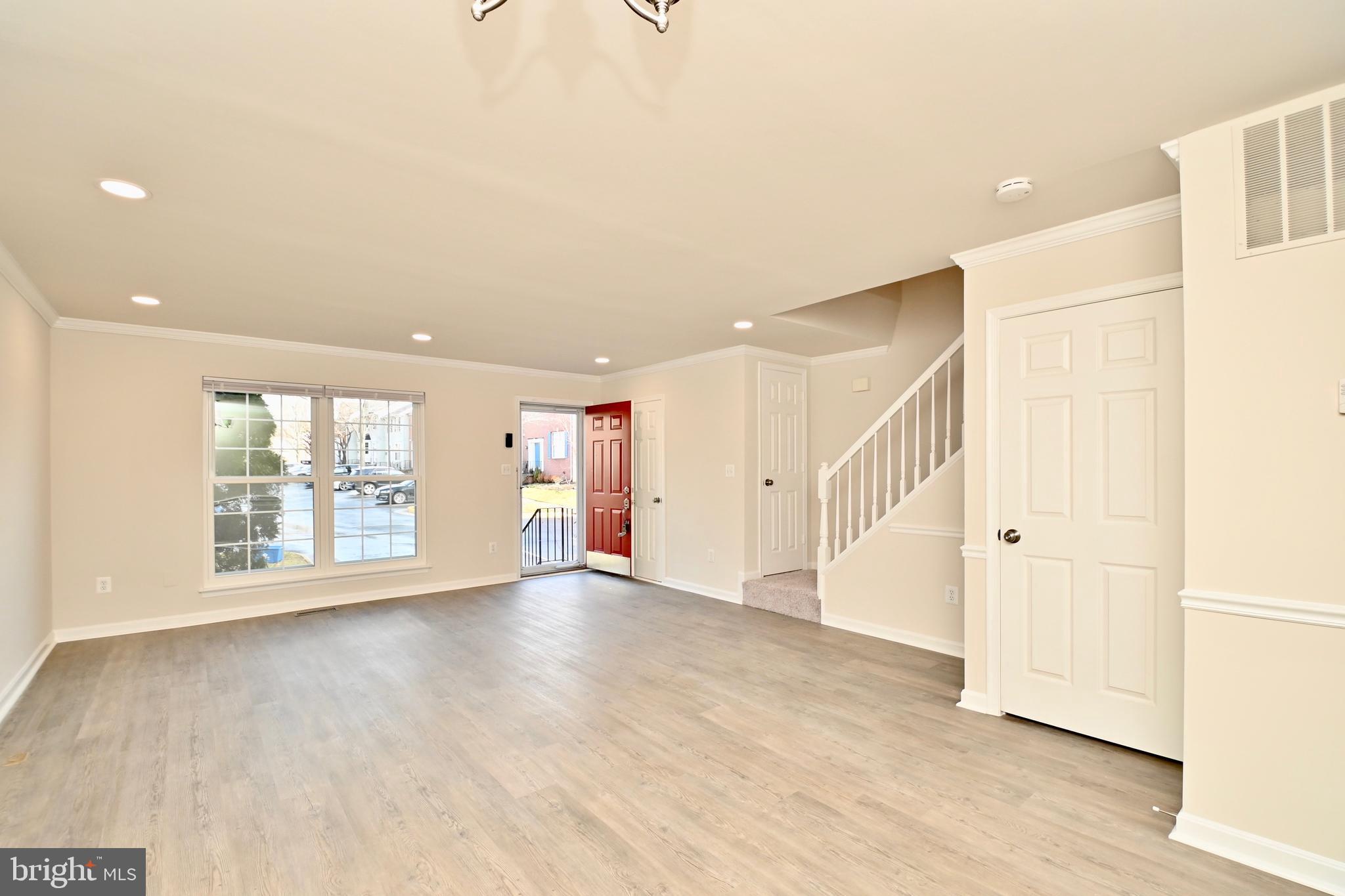 KINGSTOWNE - Residential