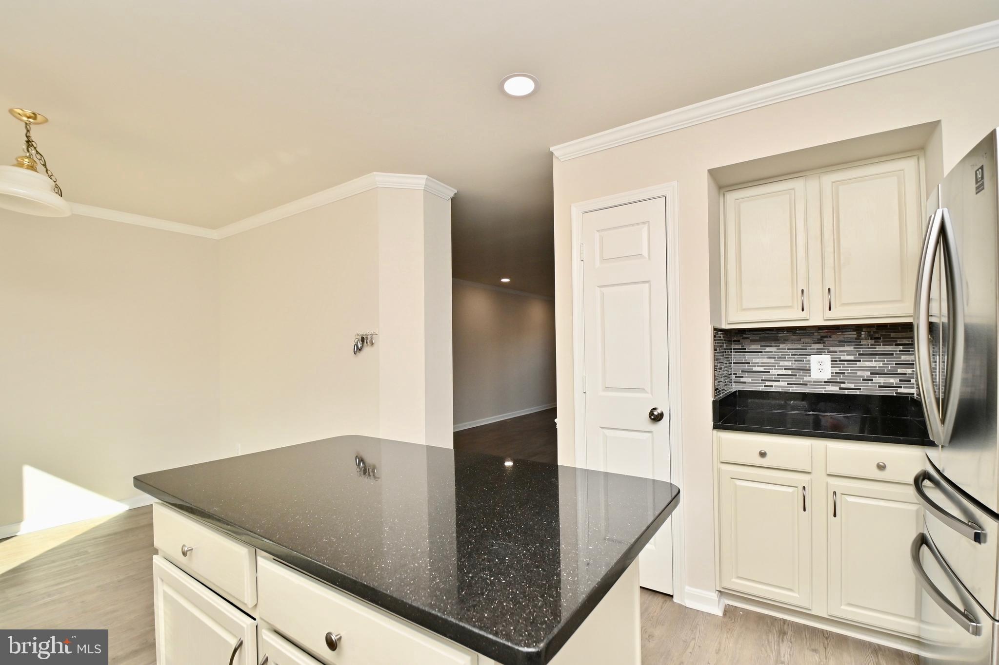 KINGSTOWNE - Residential