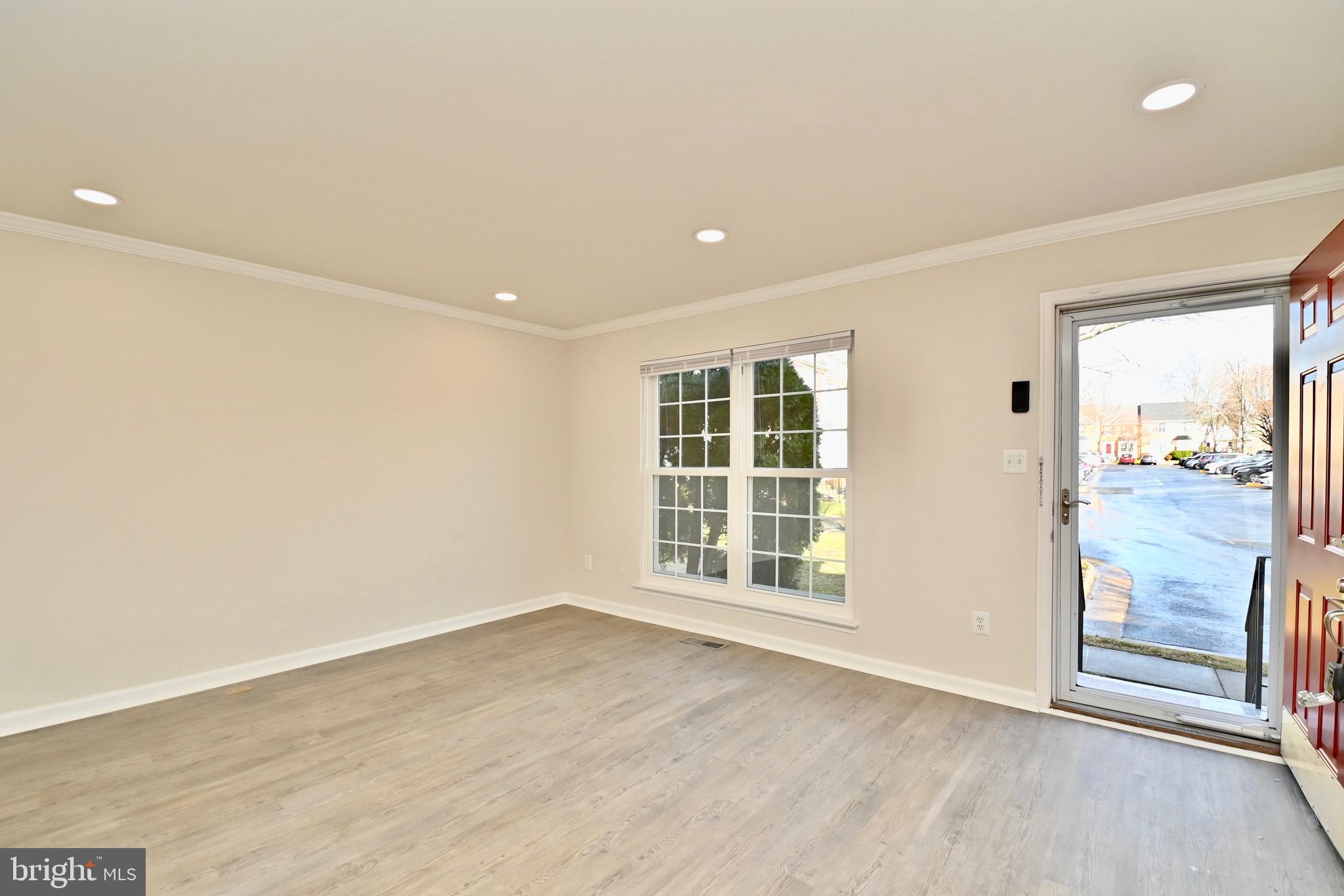 KINGSTOWNE - Residential