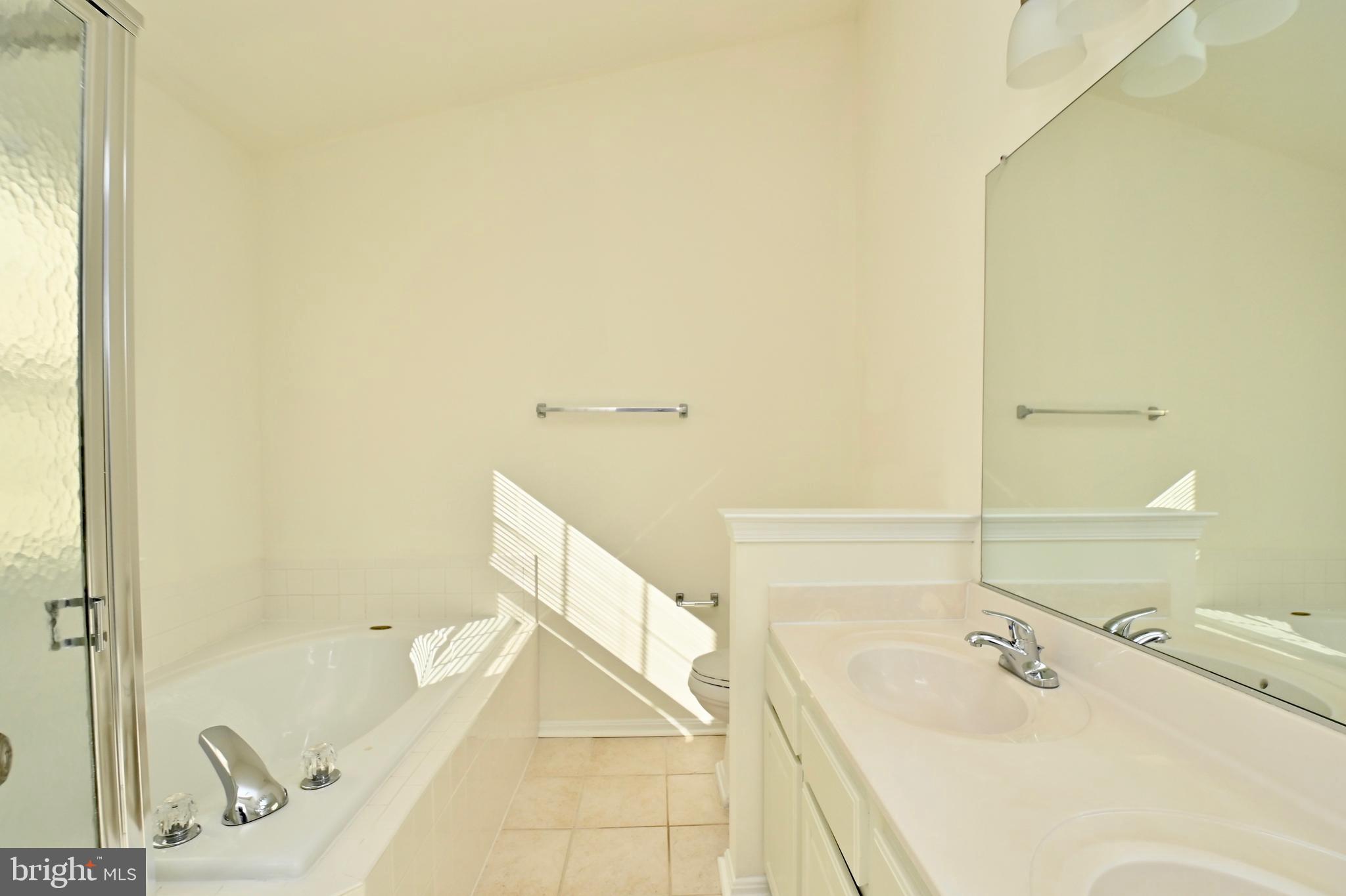 KINGSTOWNE - Residential