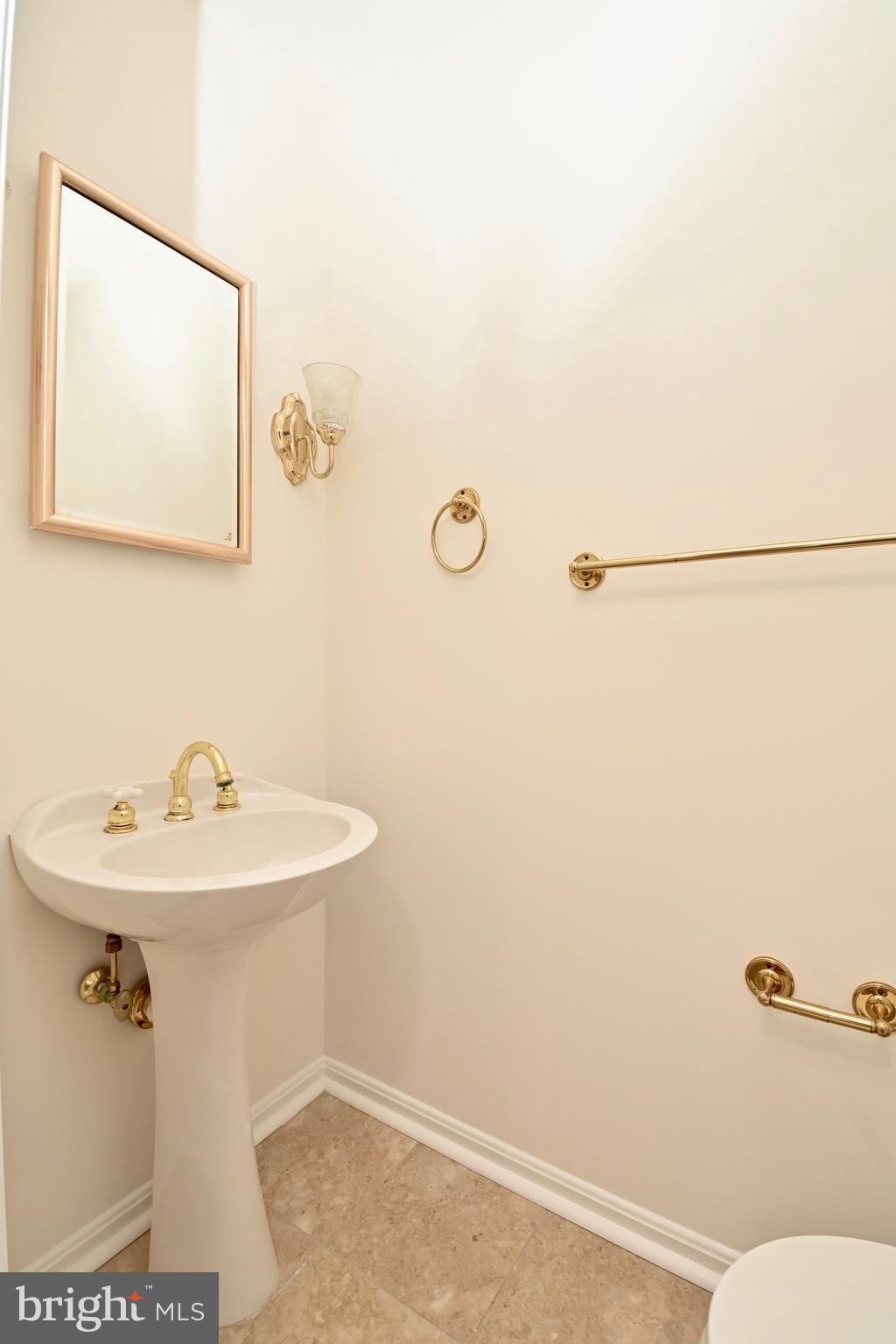 KINGSTOWNE - Residential