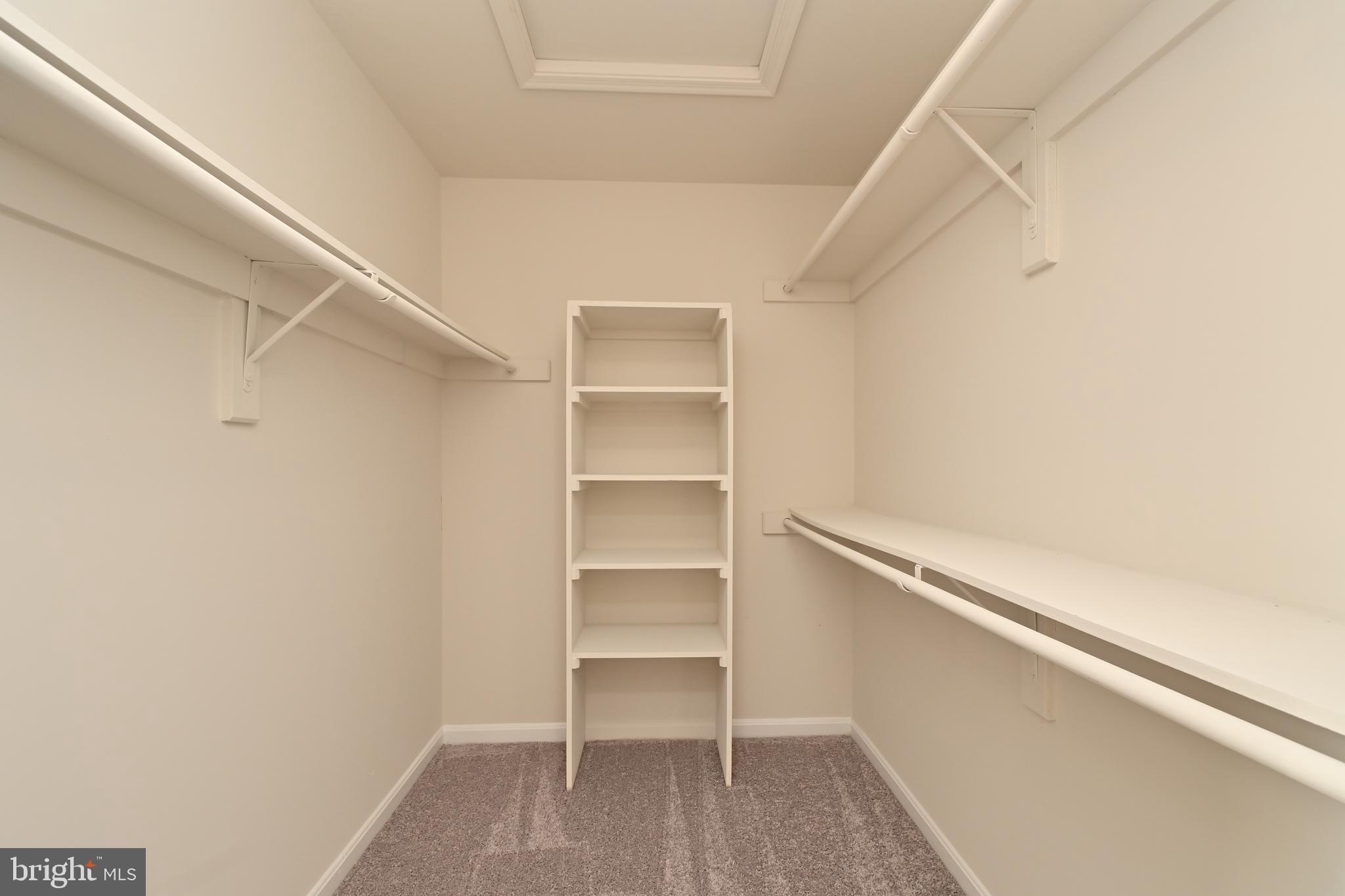 KINGSTOWNE - Residential