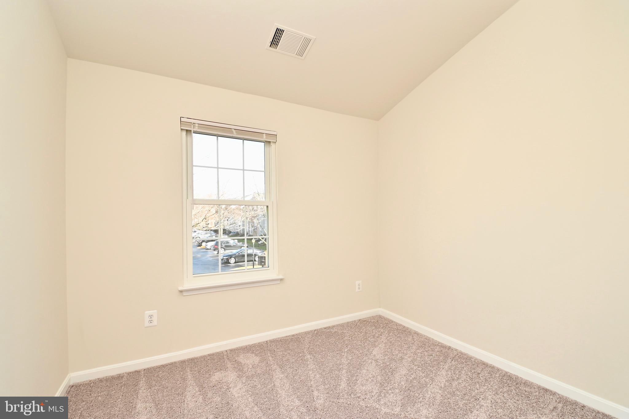 KINGSTOWNE - Residential