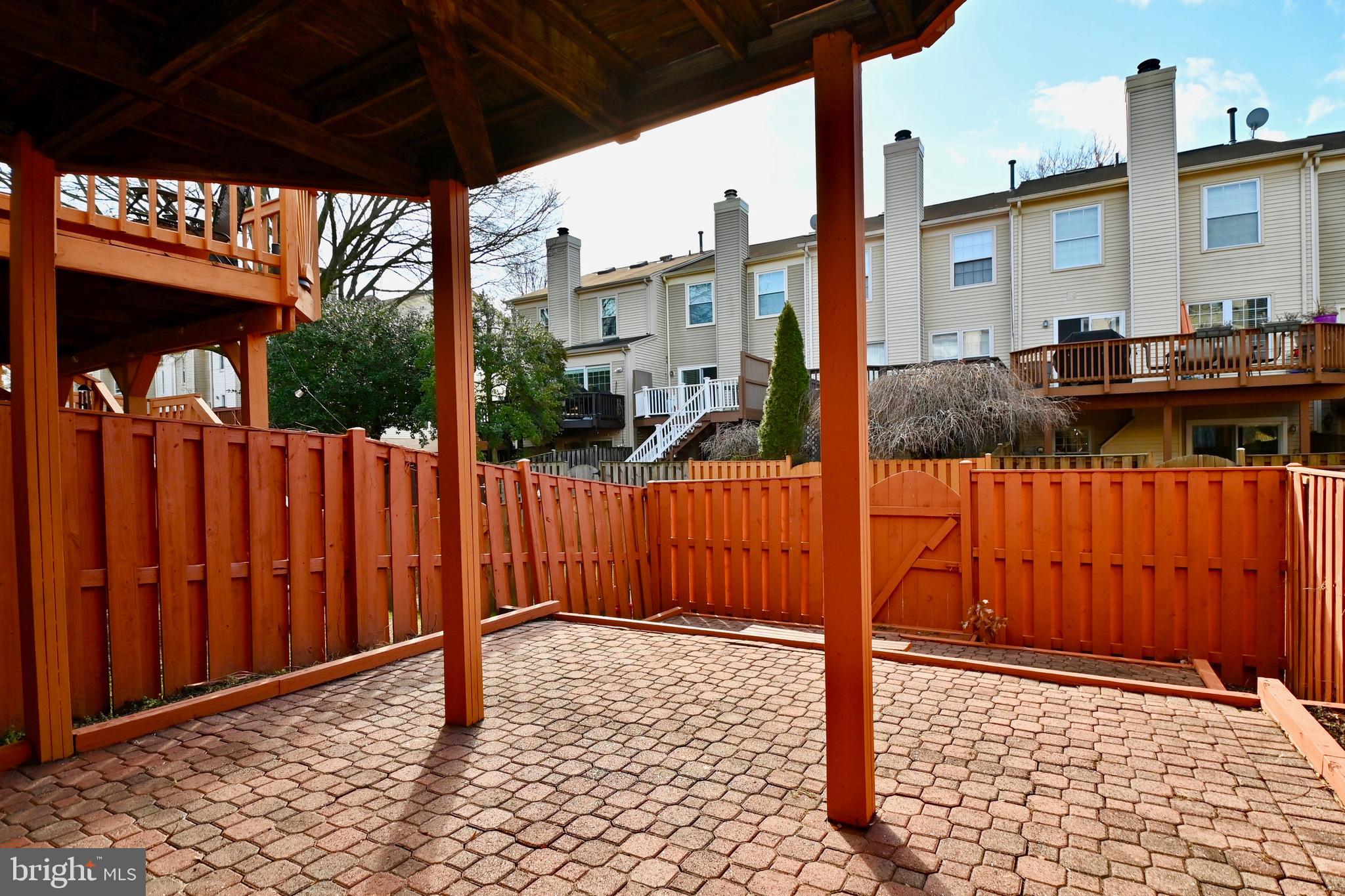 KINGSTOWNE - Residential