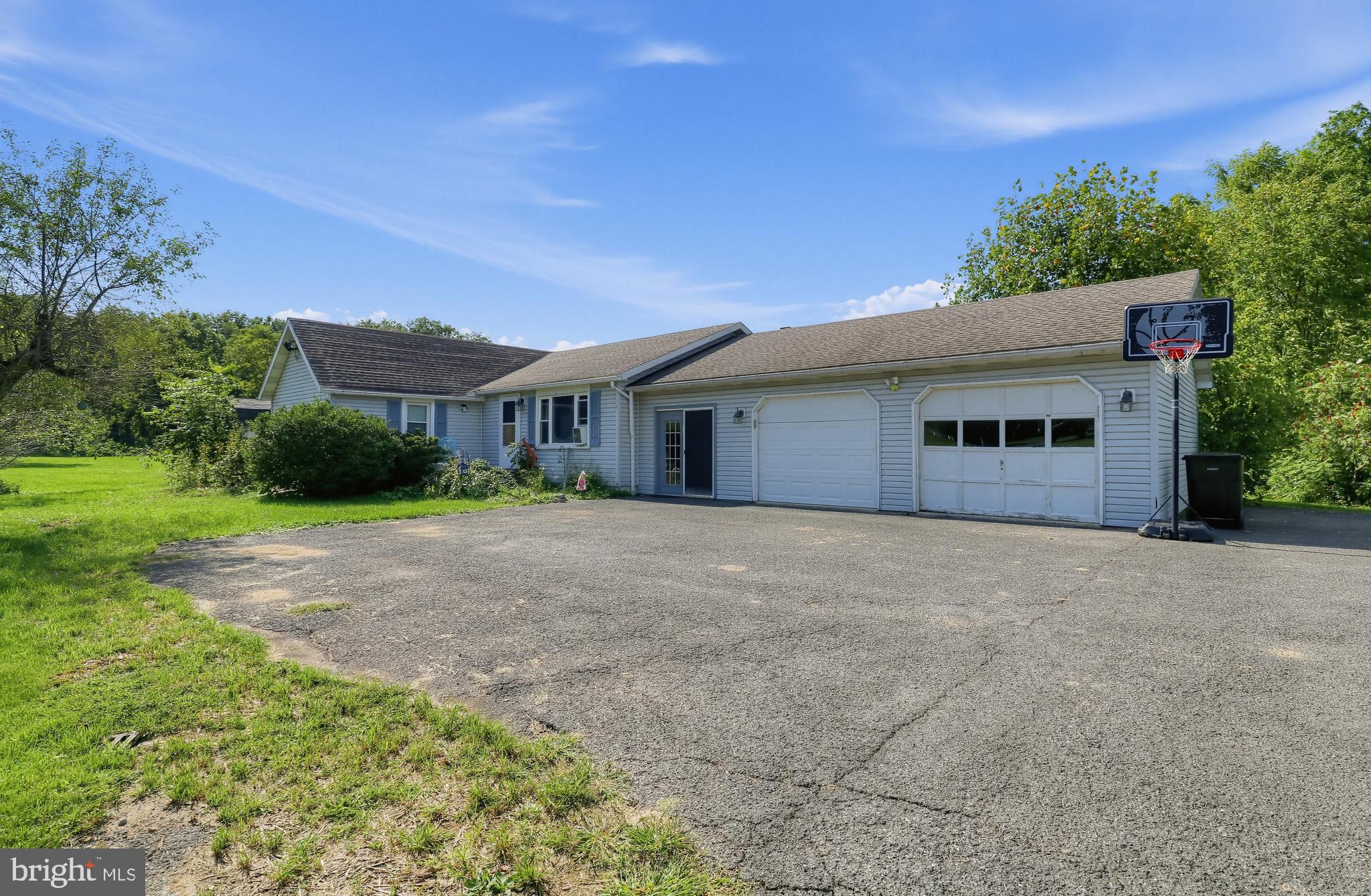 24 LINNWOOD DRIVE
