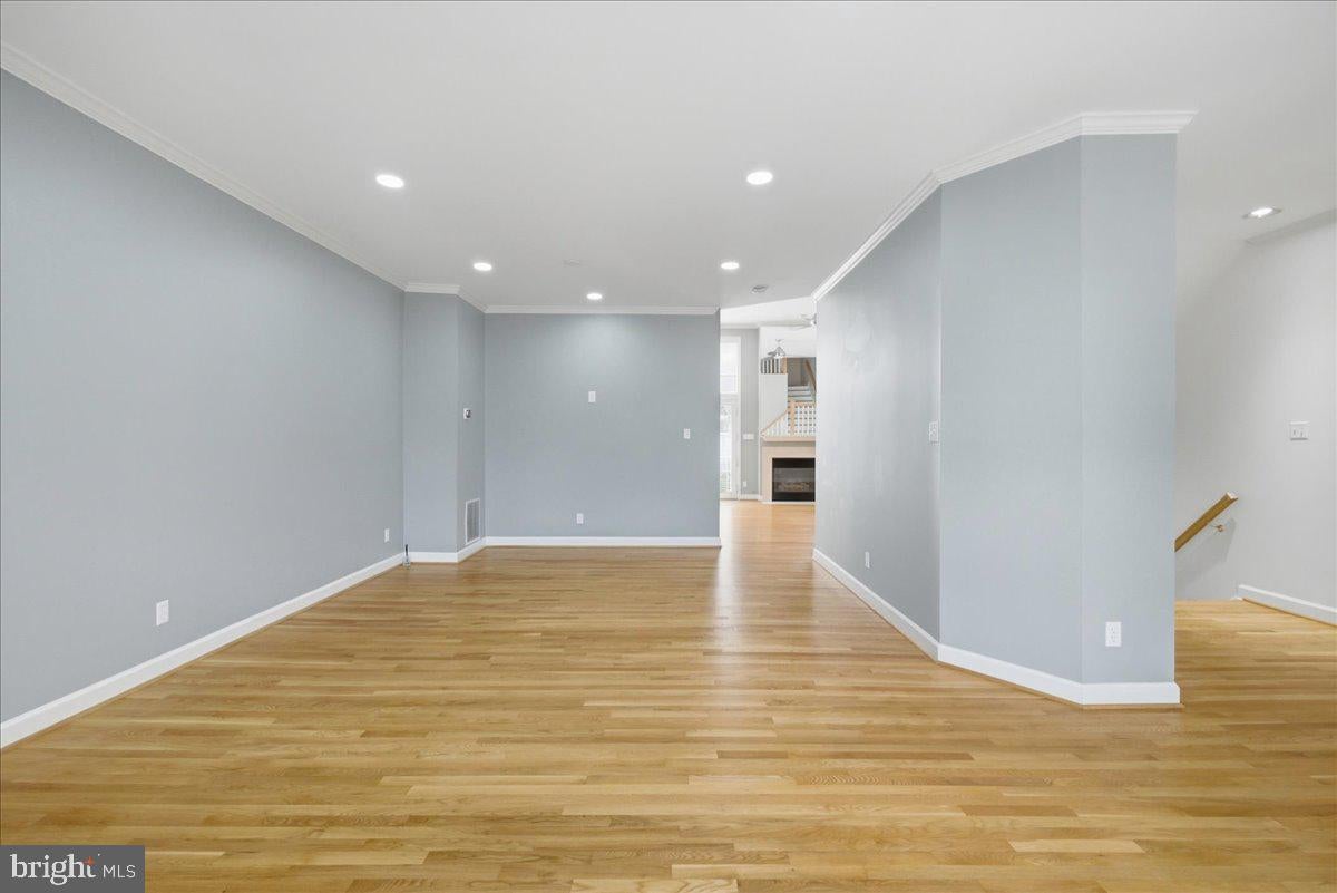 10249 WINGED ELM CIRCLE
