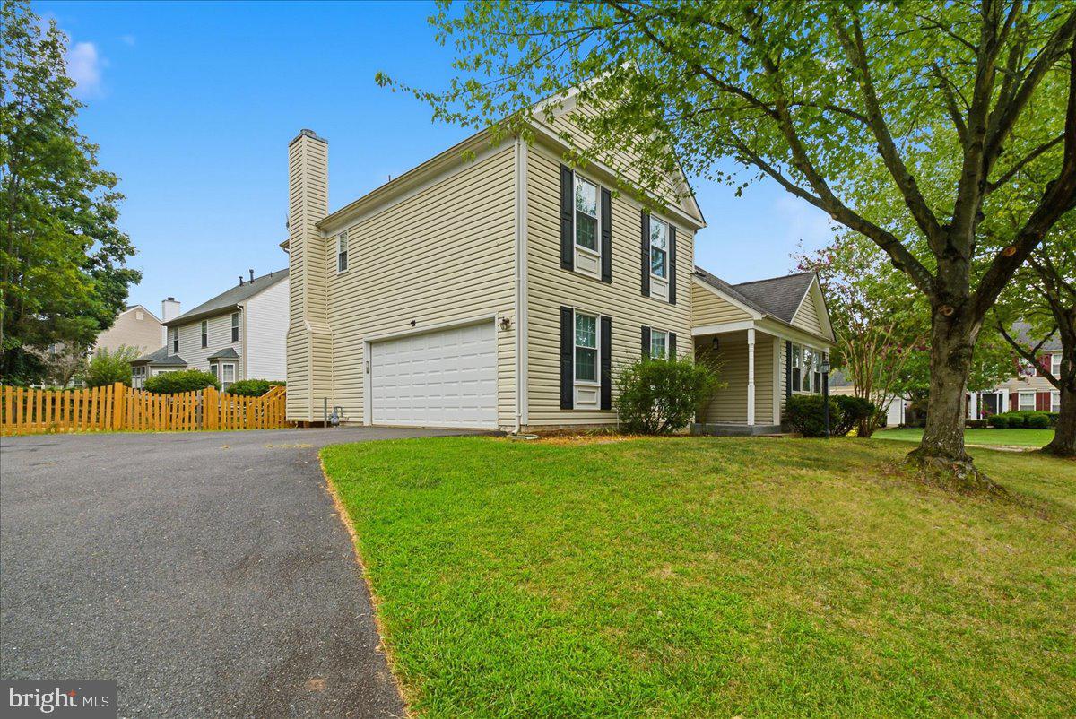 10249 WINGED ELM CIRCLE