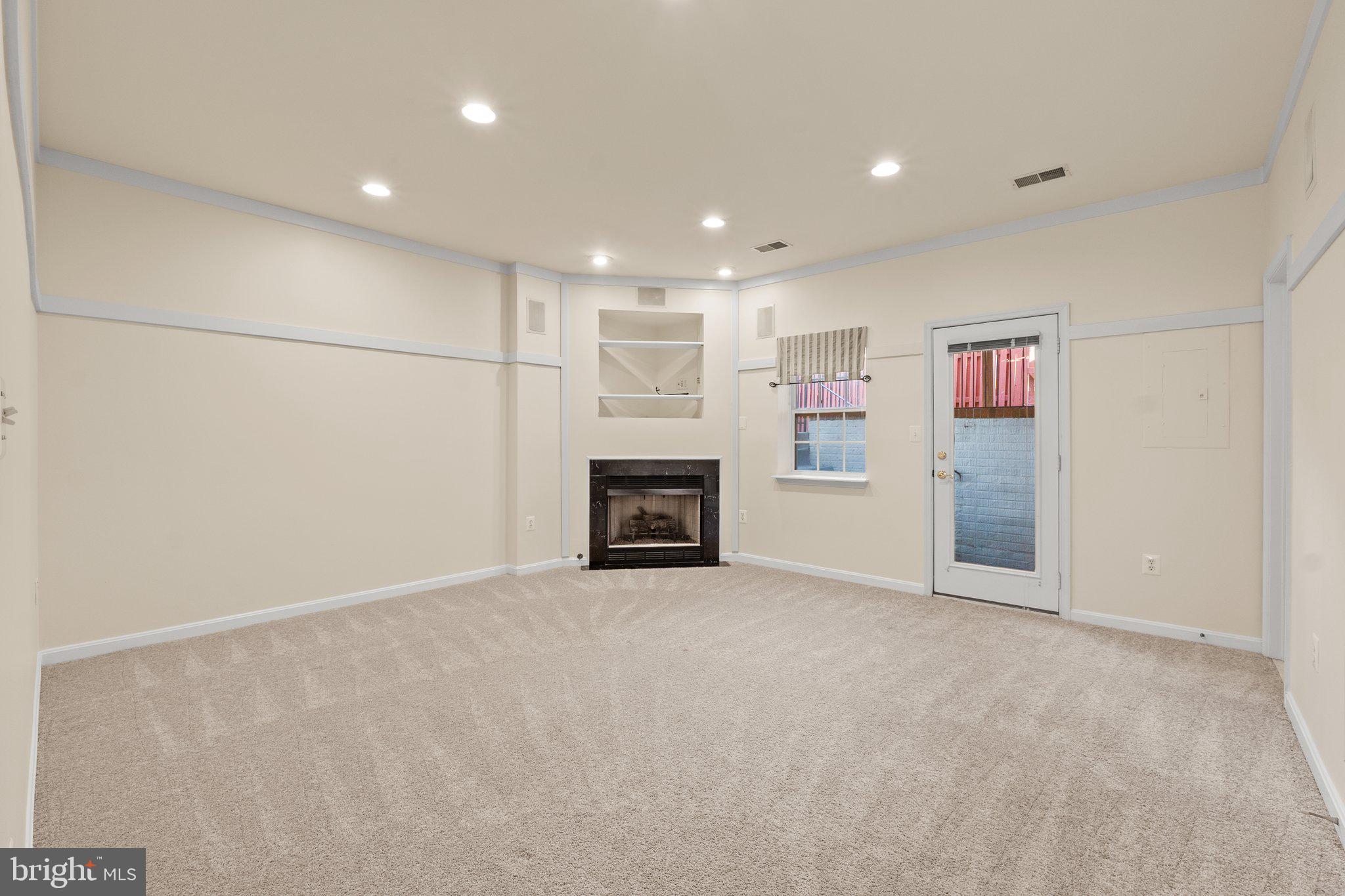 13604 RED SQUIRREL WAY