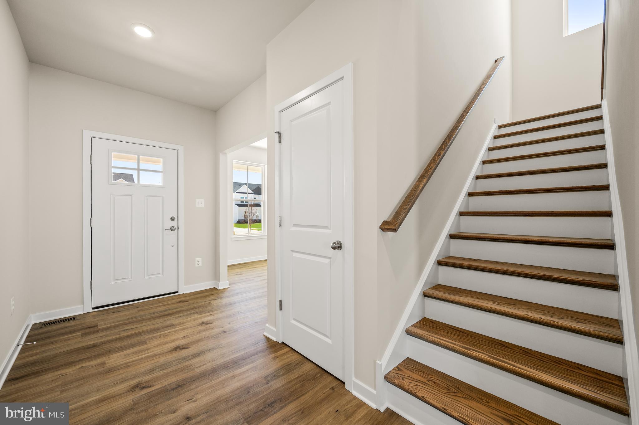 340 APPLEFORD CIRCLE