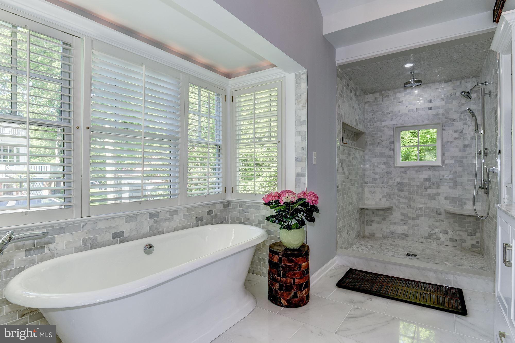 CLEVELAND PARK - Residential