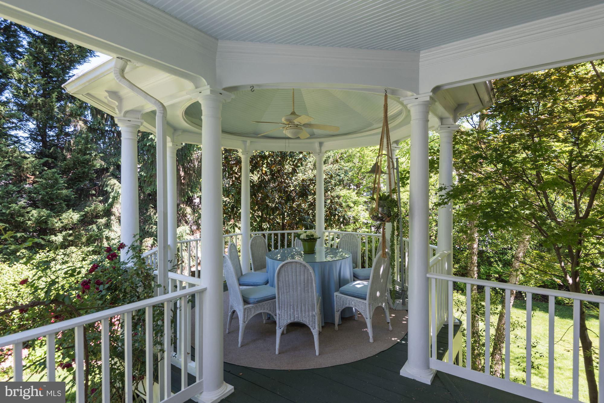 CLEVELAND PARK - Residential