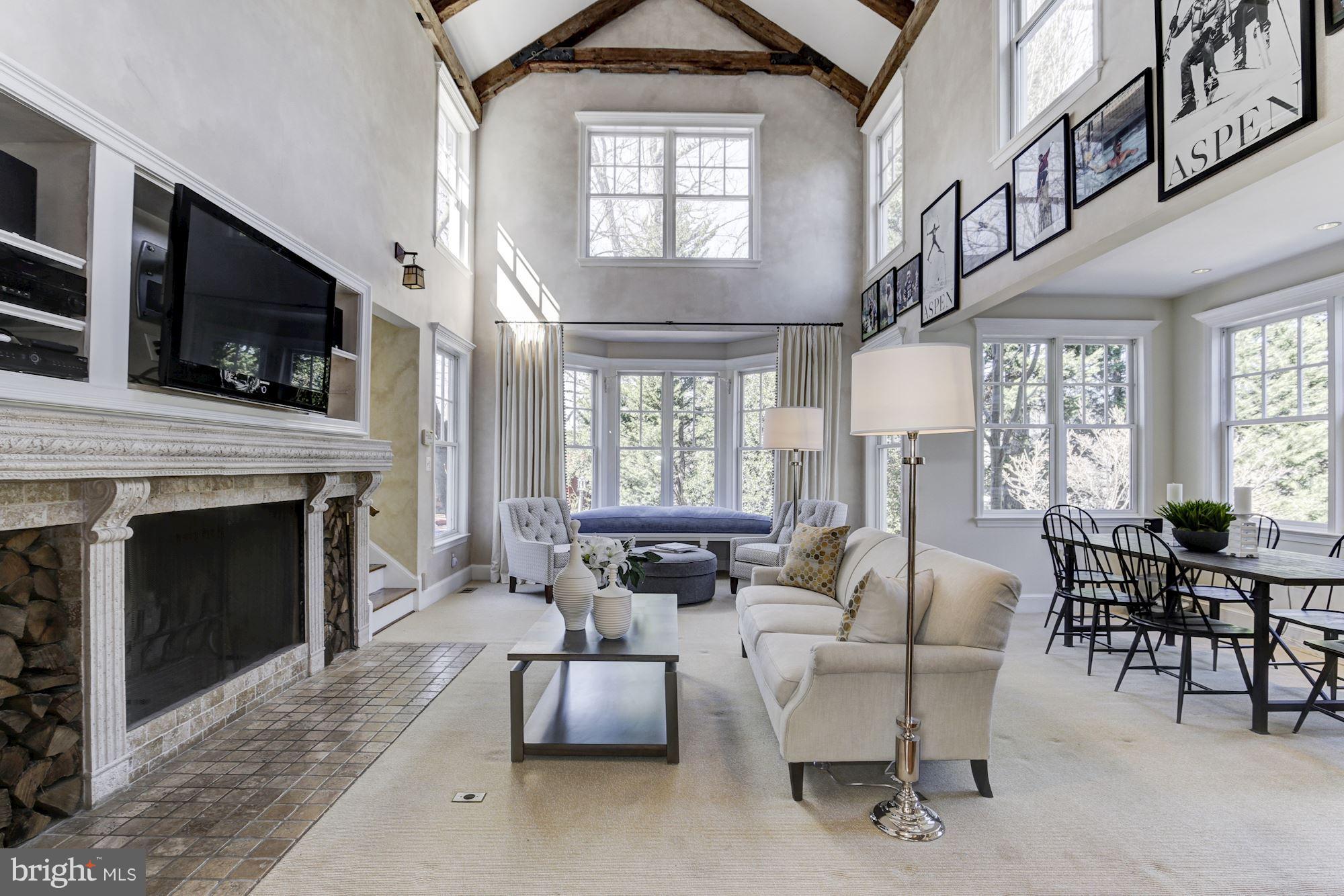 CLEVELAND PARK - Residential