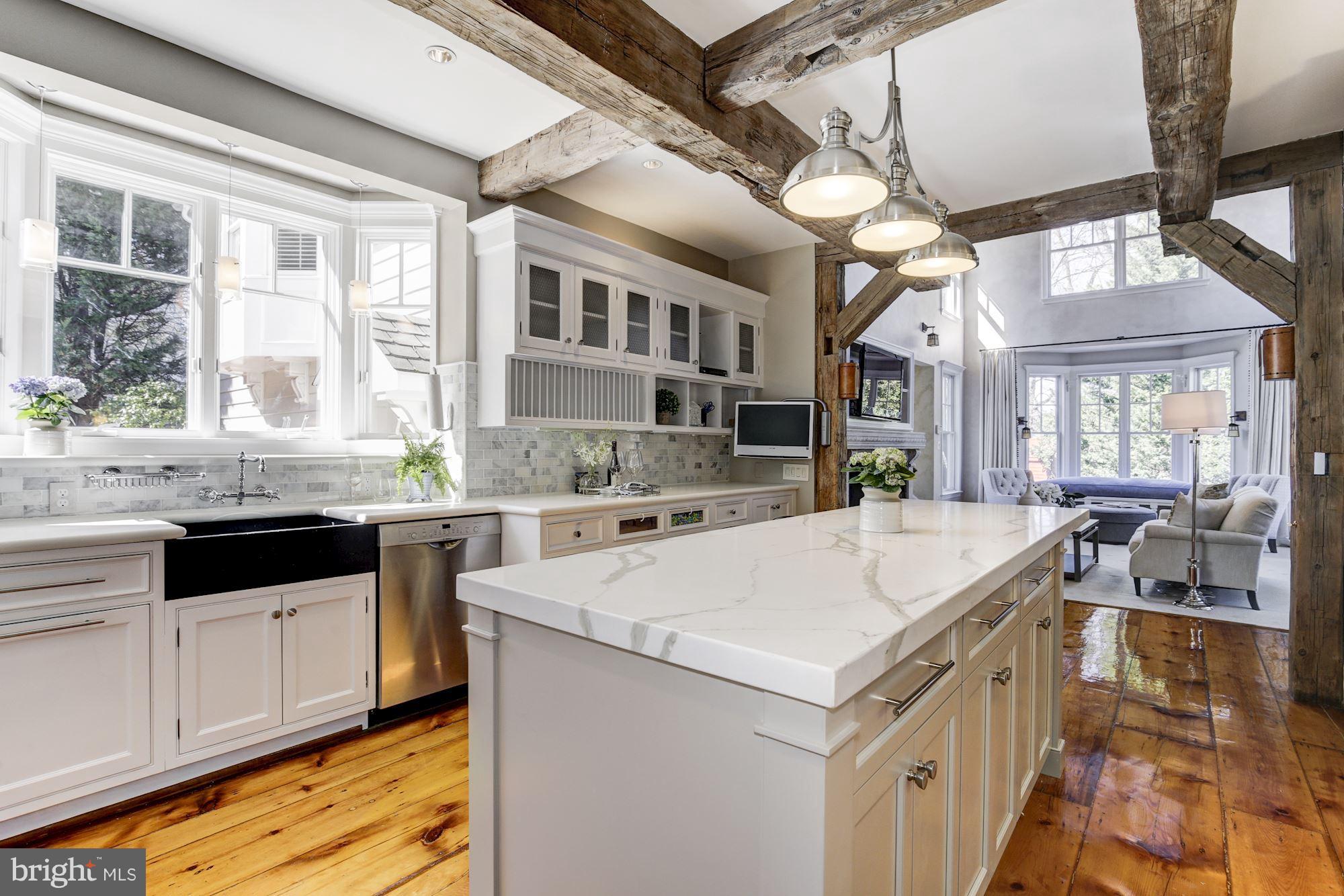 CLEVELAND PARK - Residential