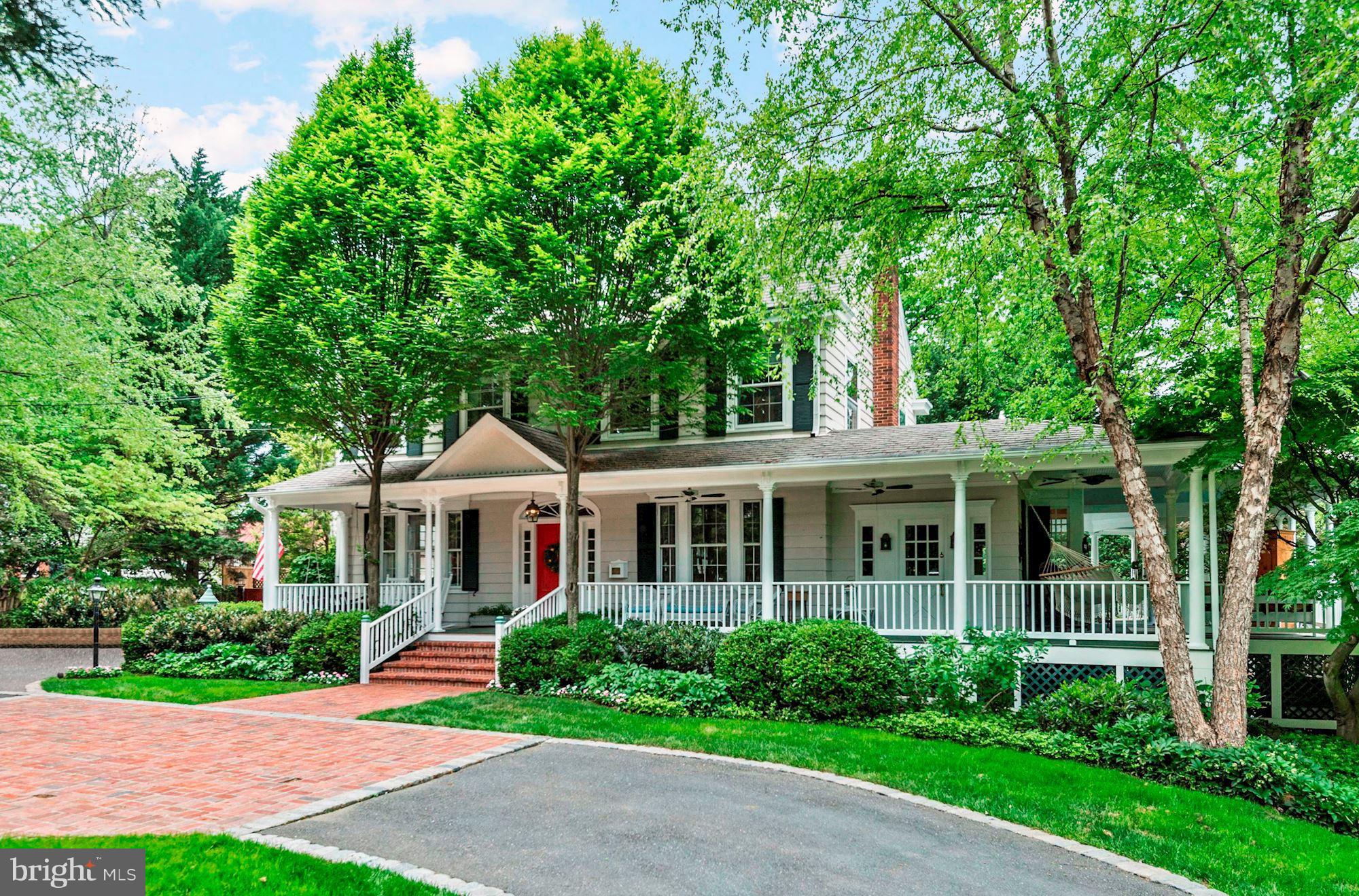 CLEVELAND PARK - Residential