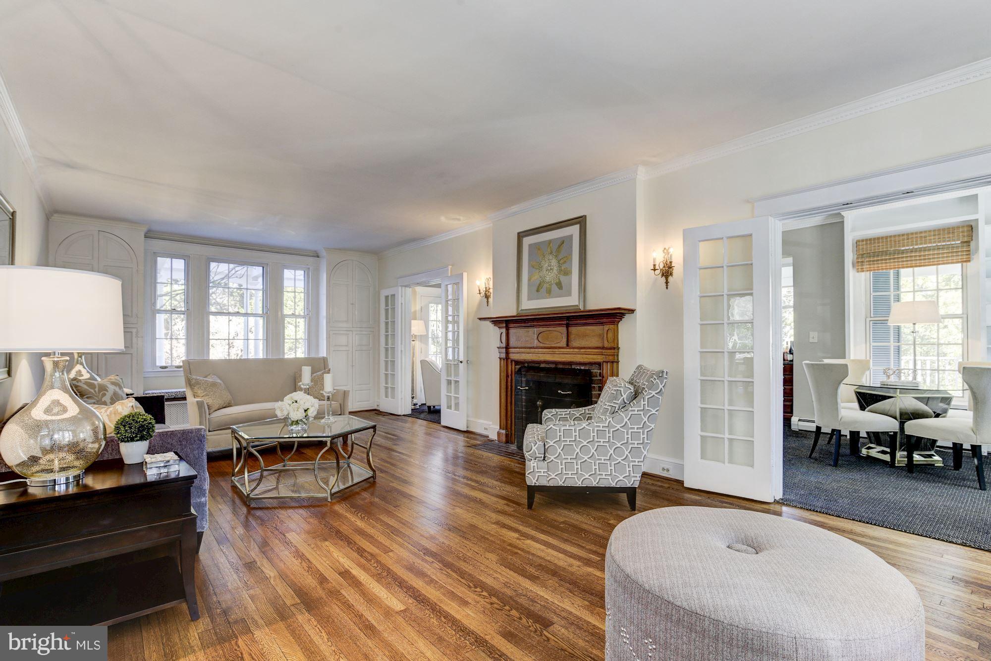 CLEVELAND PARK - Residential