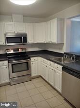 PIERSIDE AT HARBORVIEW - Residential Lease