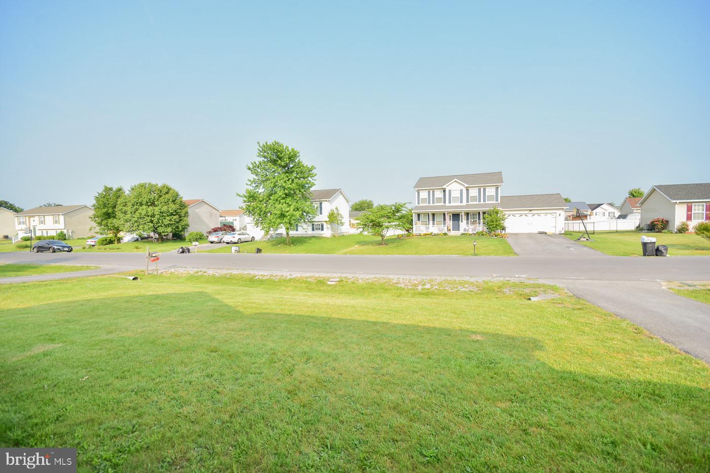 SPRING HILL - Residential