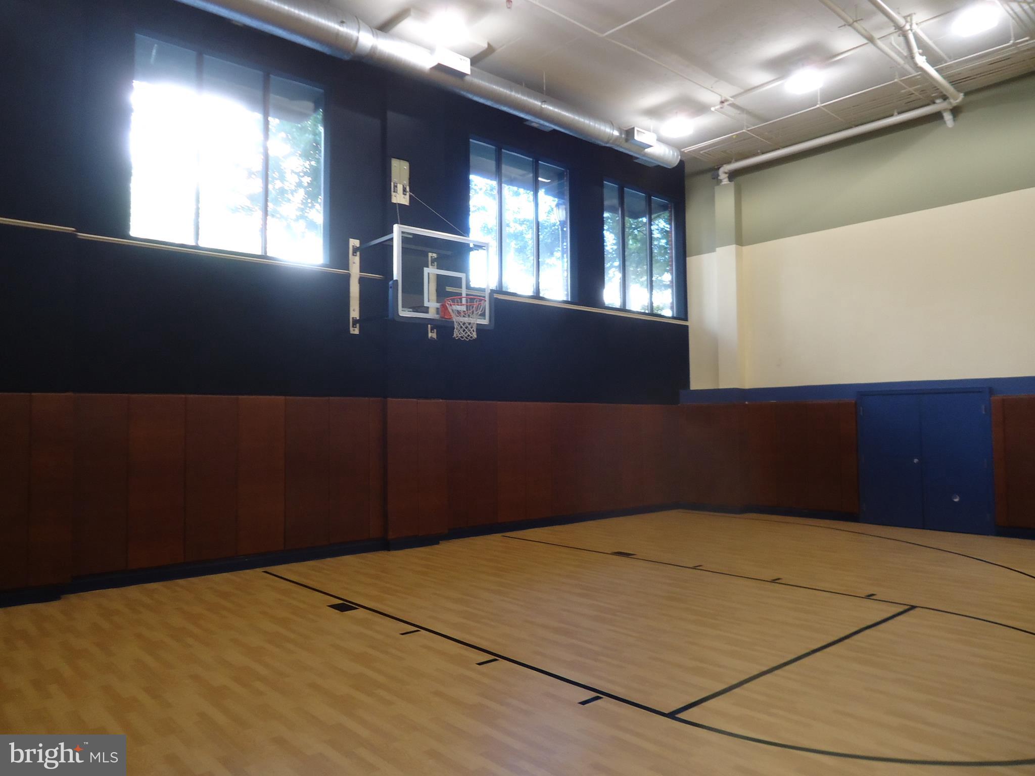 HALSTEAD AT THE METRO - Residential