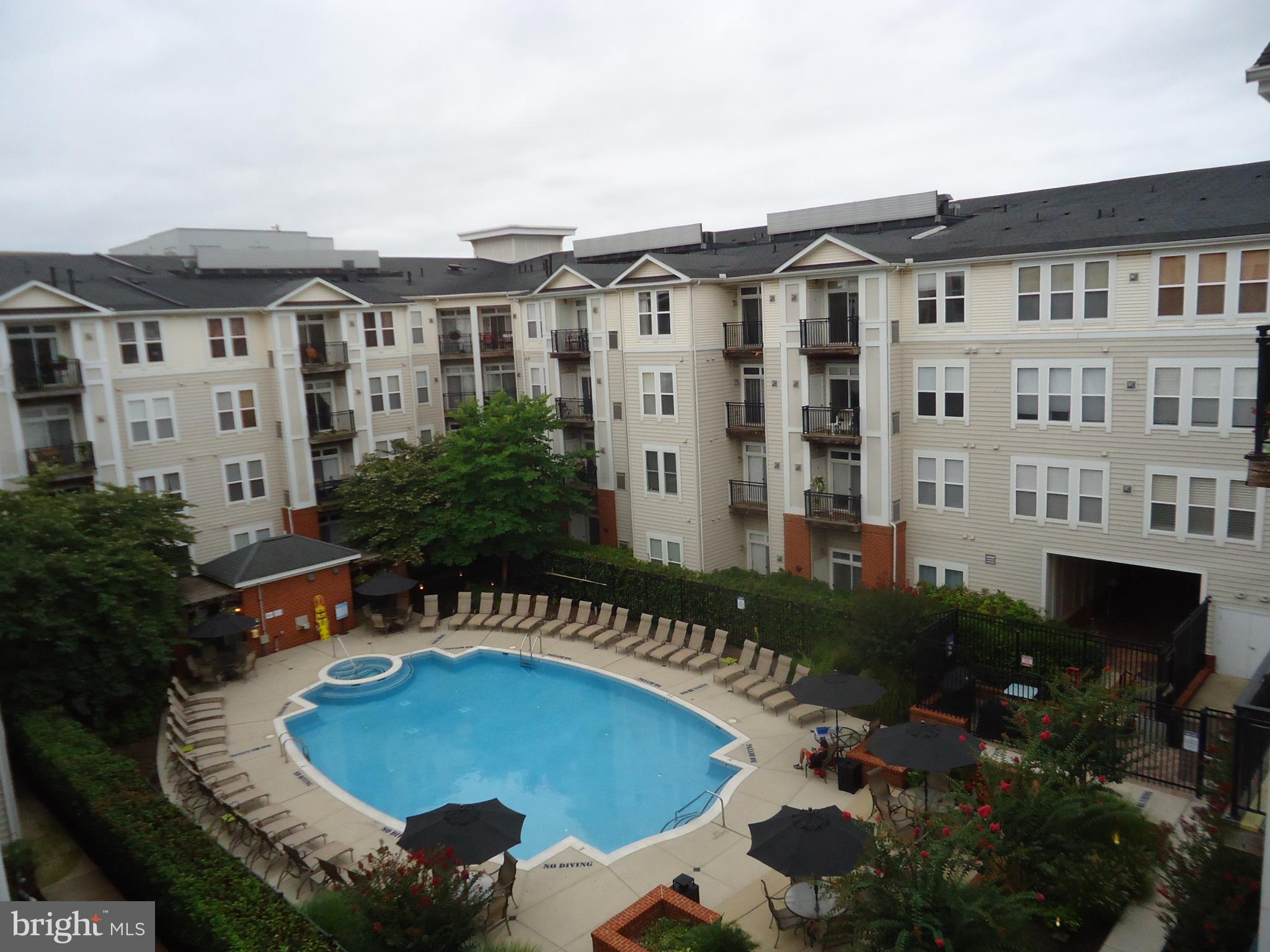 HALSTEAD AT THE METRO - Residential