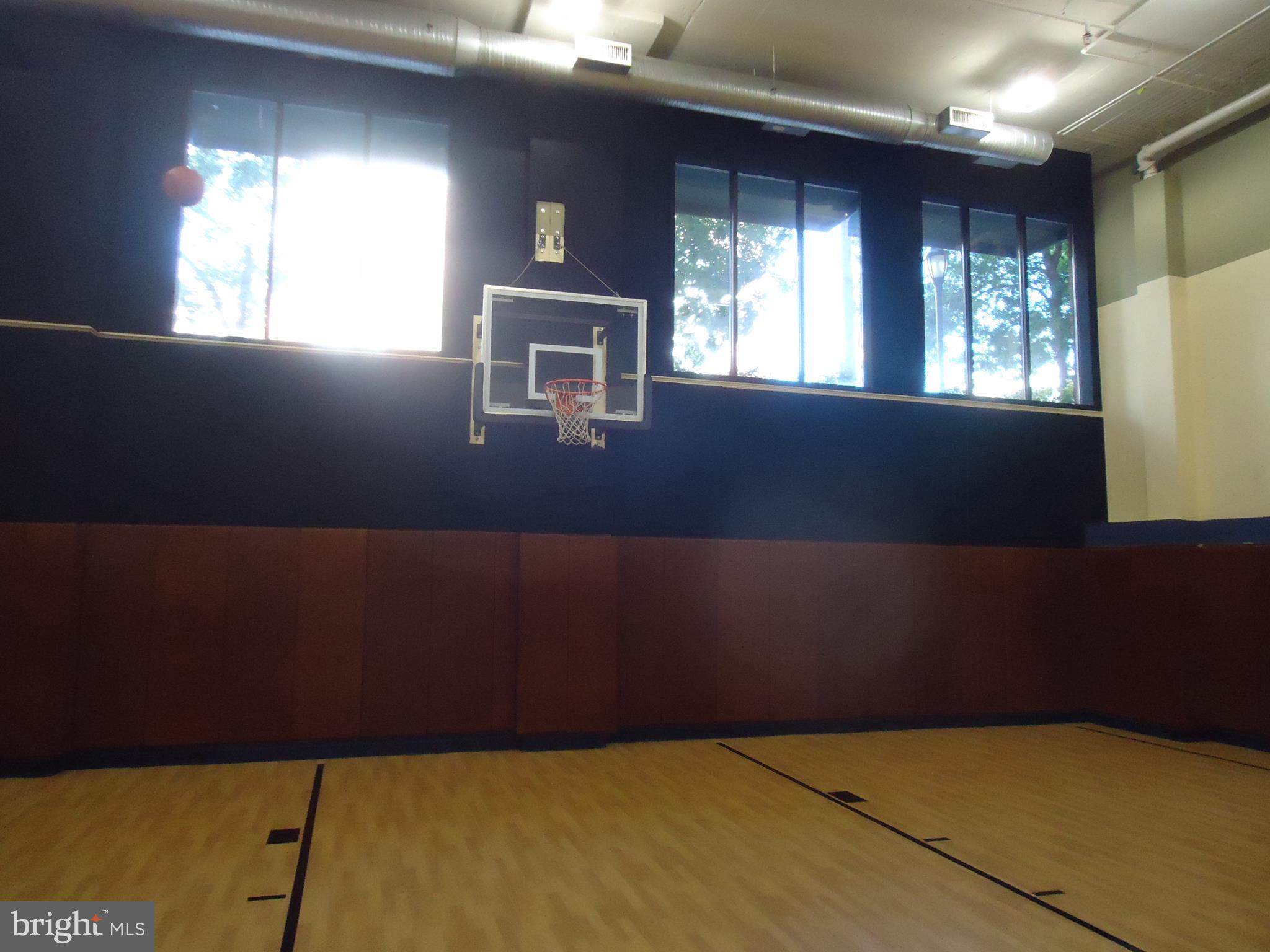 HALSTEAD AT THE METRO - Residential