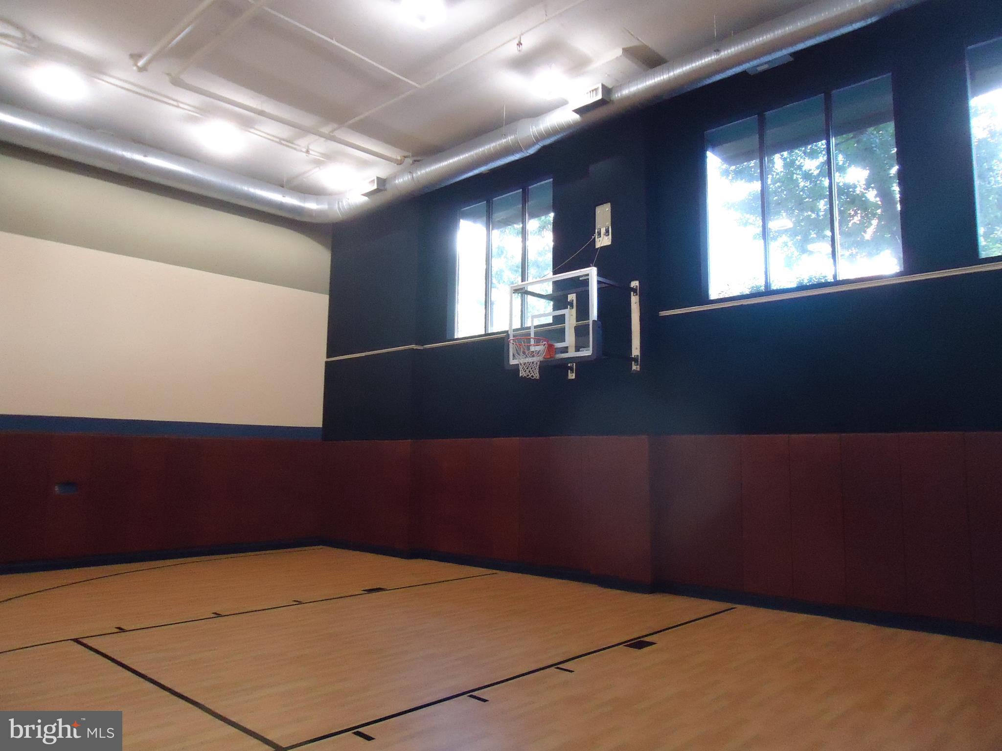 HALSTEAD AT THE METRO - Residential