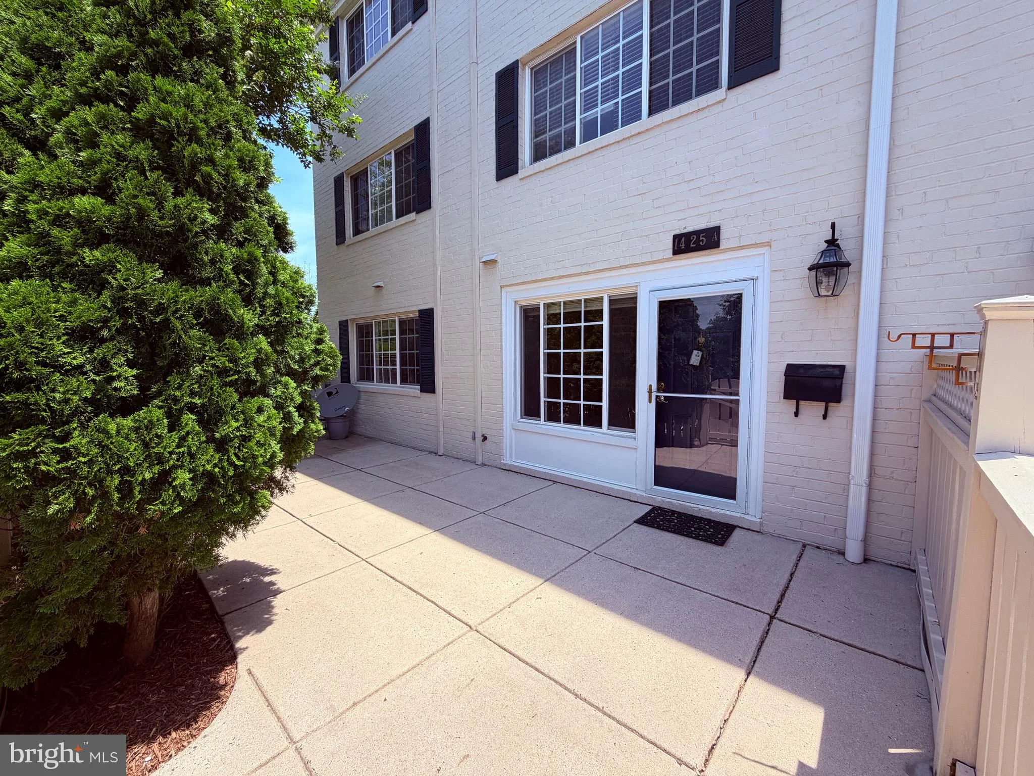 1425 N Van Dorn Street Unit A