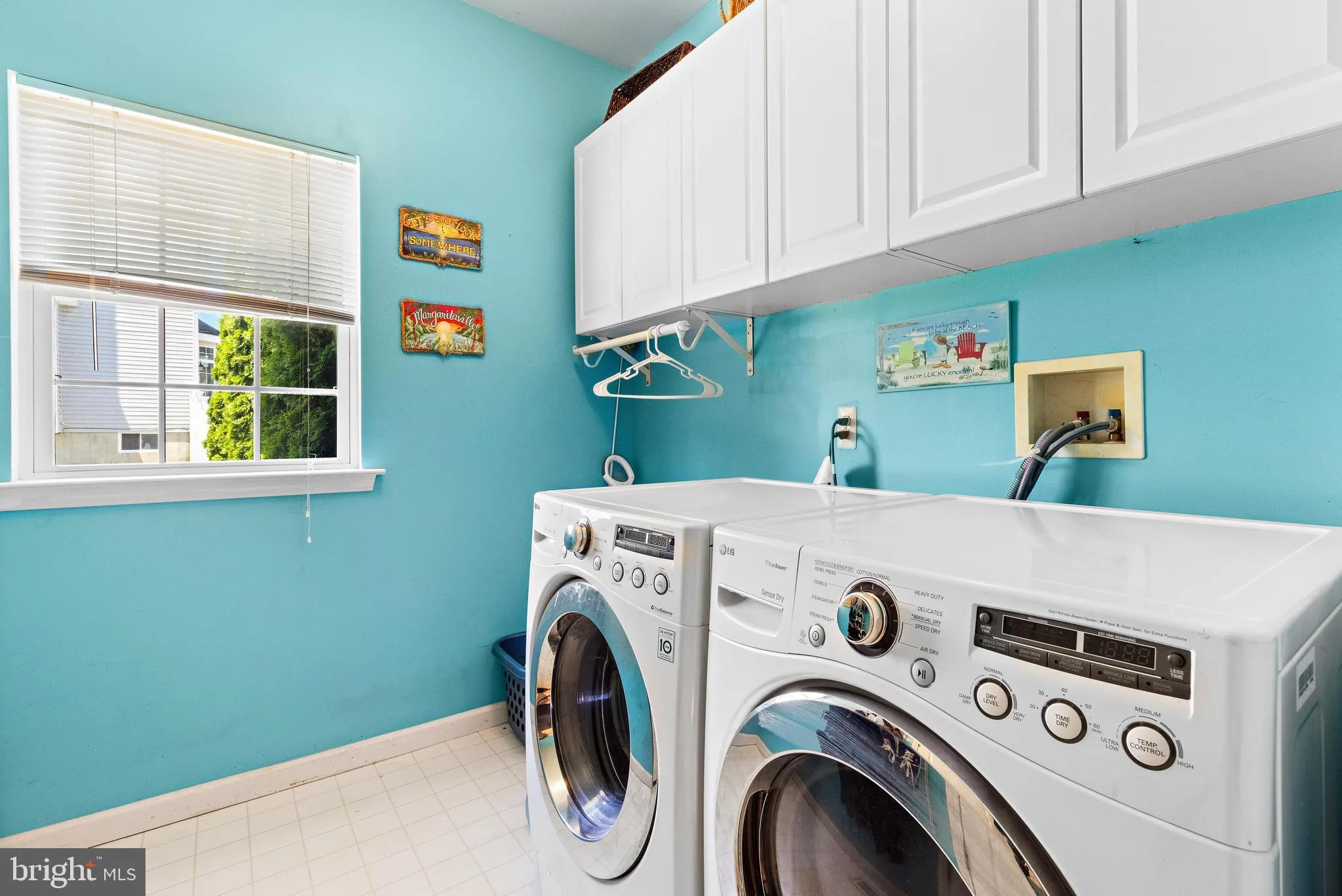 Barnegat, New Jersey 08005, United States, 4 Bedrooms Bedrooms, ,3 BathroomsBathrooms,Residential,Active,99233