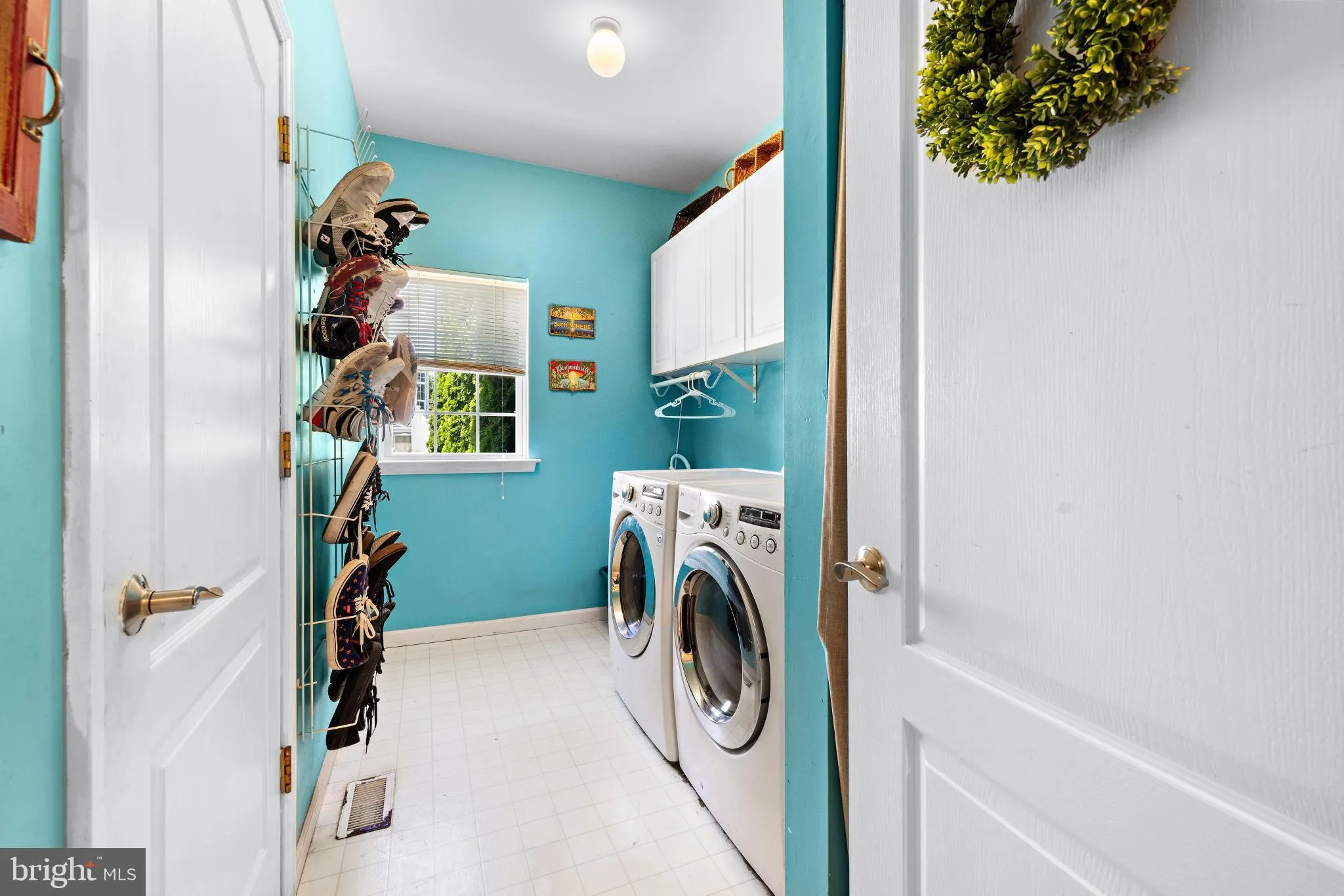 Barnegat, New Jersey 08005, United States, 4 Bedrooms Bedrooms, ,3 BathroomsBathrooms,Residential,Active,99233