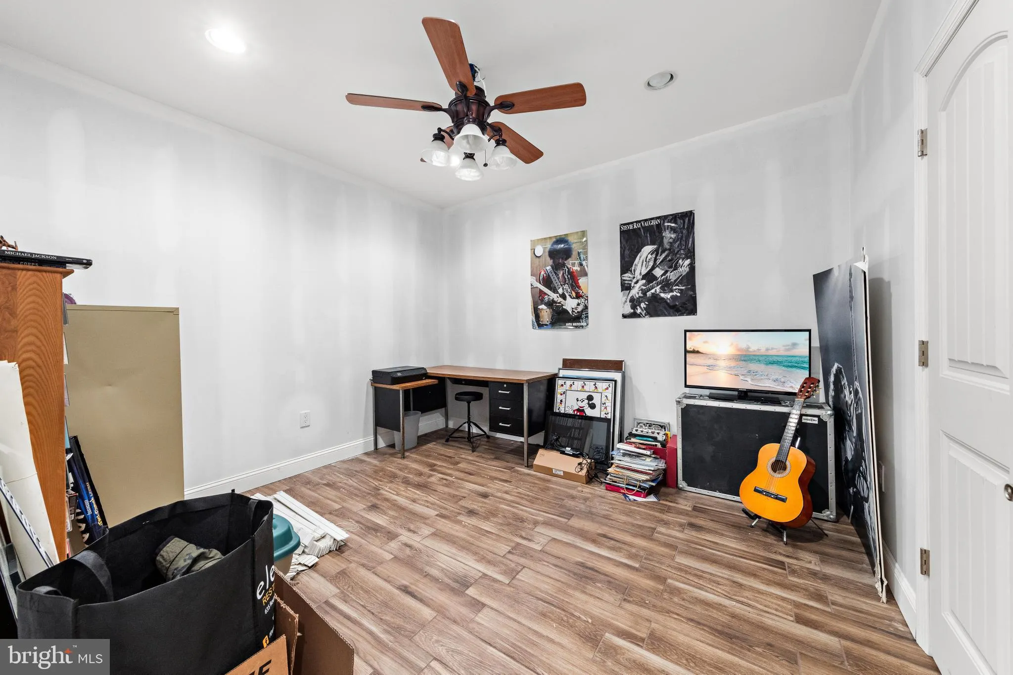 Barnegat, New Jersey 08005, United States, 4 Bedrooms Bedrooms, ,3 BathroomsBathrooms,Residential,Active,99233