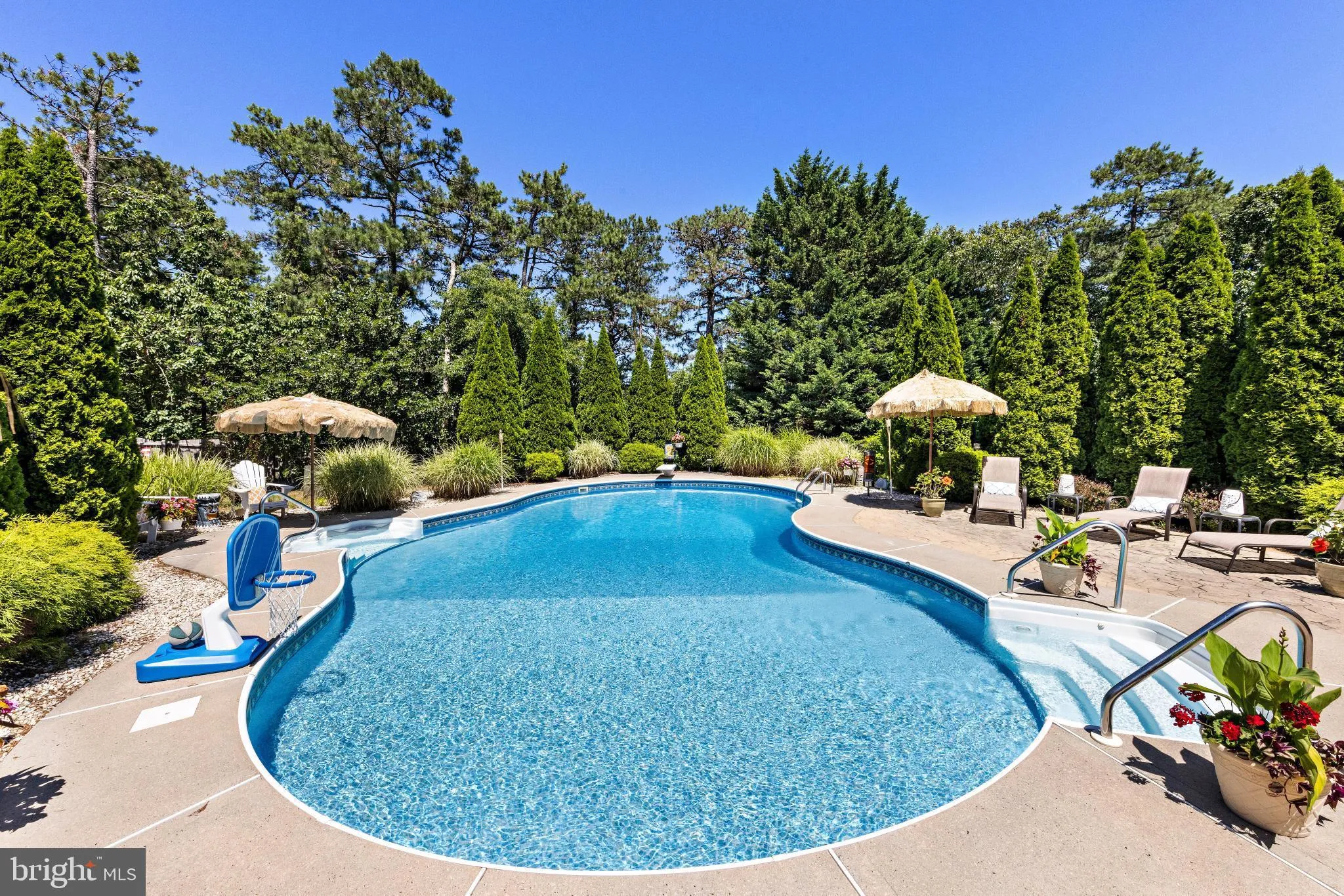 Barnegat, New Jersey 08005, United States, 4 Bedrooms Bedrooms, ,3 BathroomsBathrooms,Residential,Active,99233