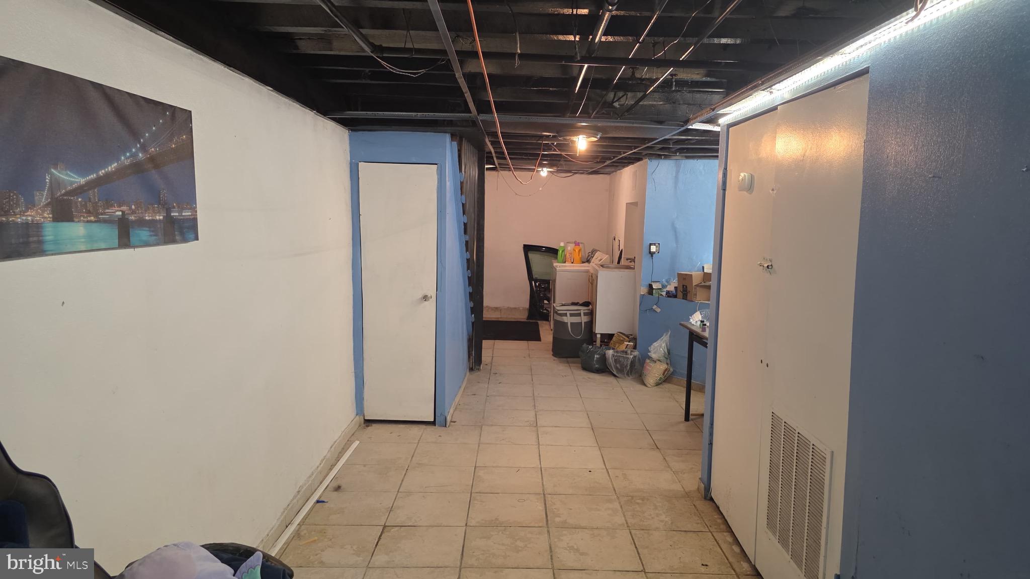 PHILADELPHIA - Residential