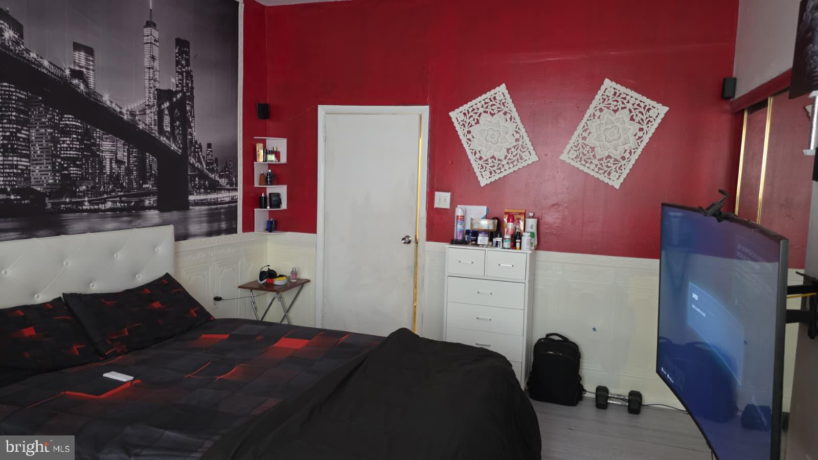 PHILADELPHIA - Residential