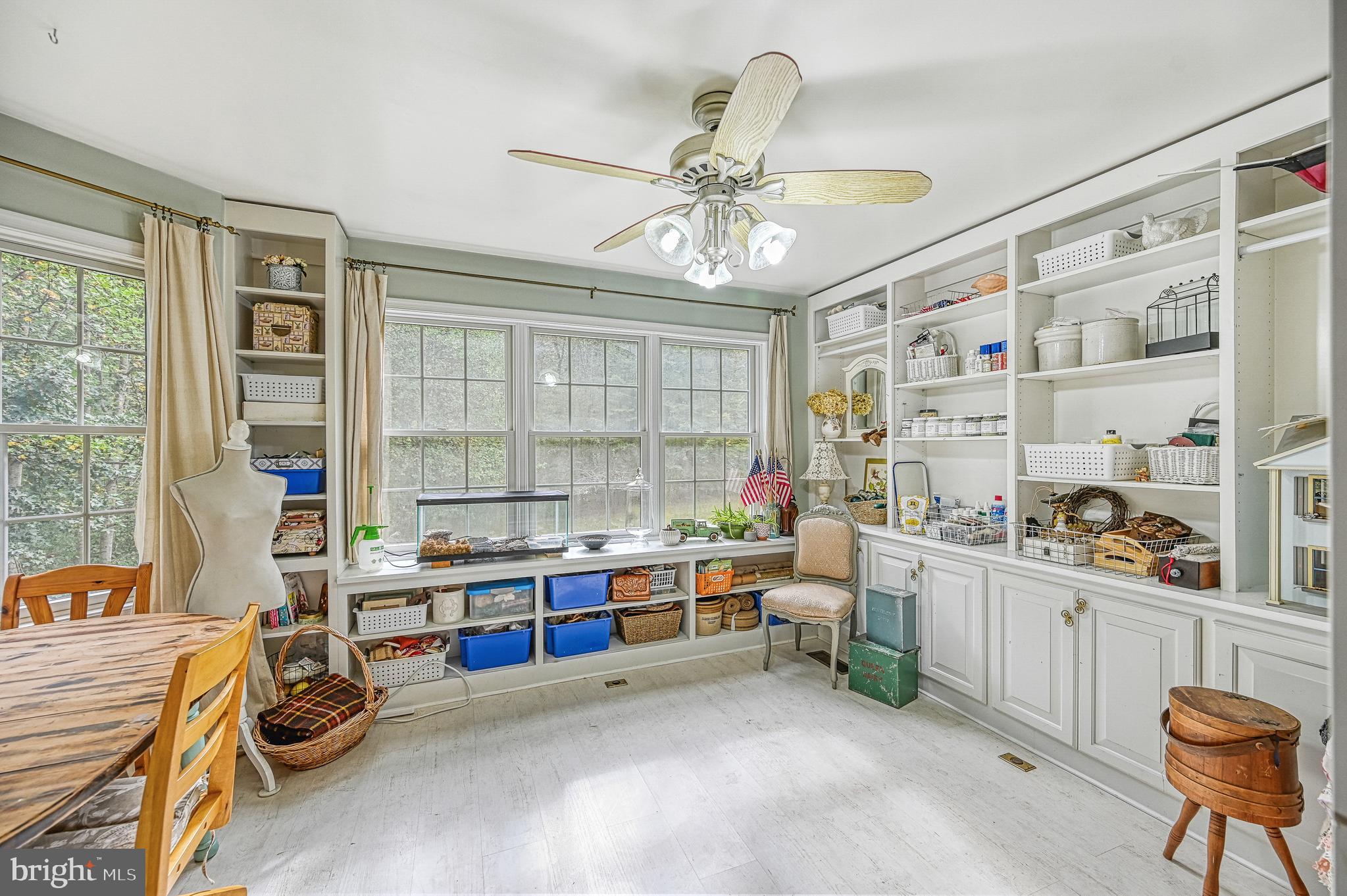 PINE HARBOUR - Residential