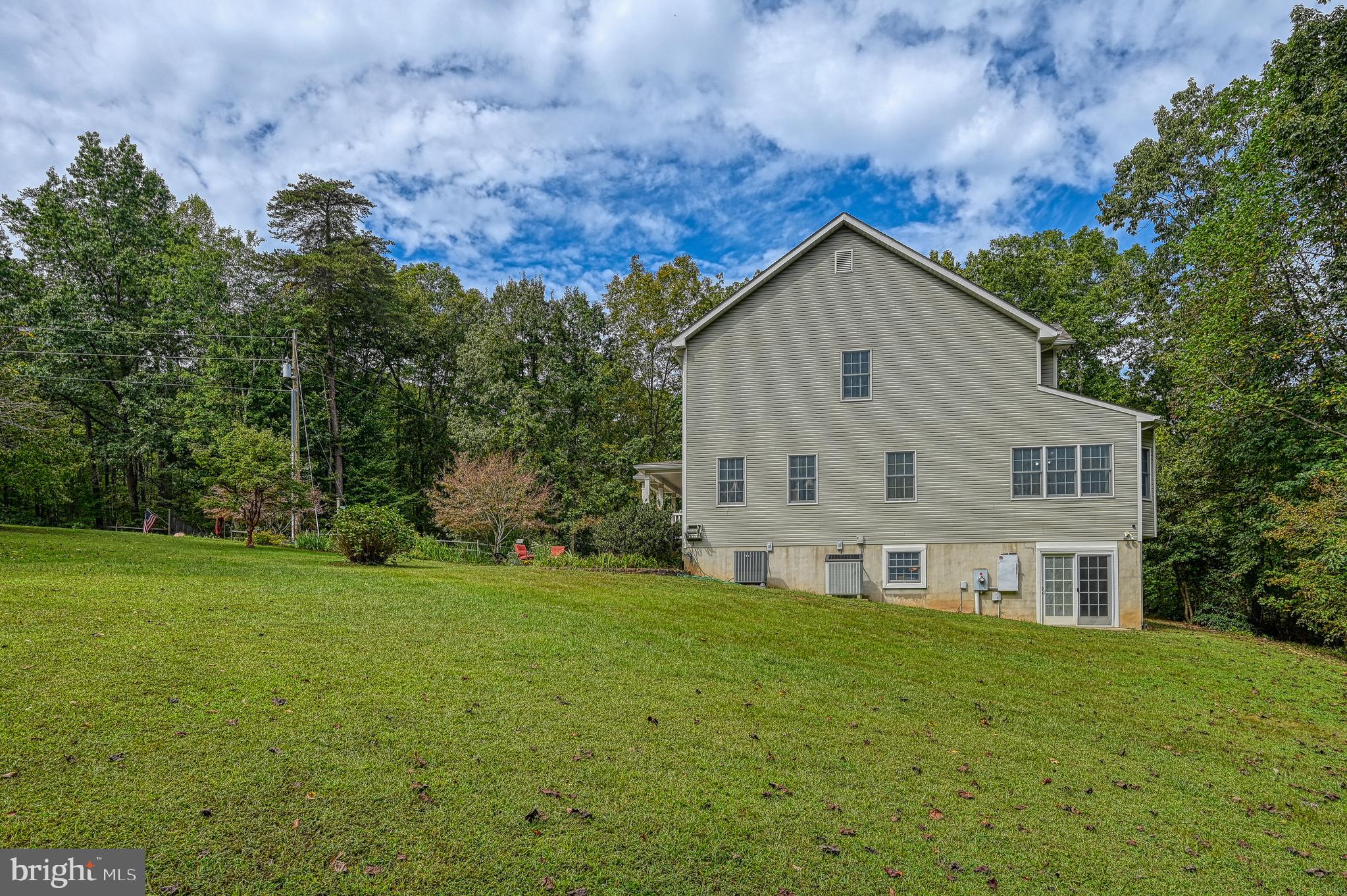 PINE HARBOUR - Residential