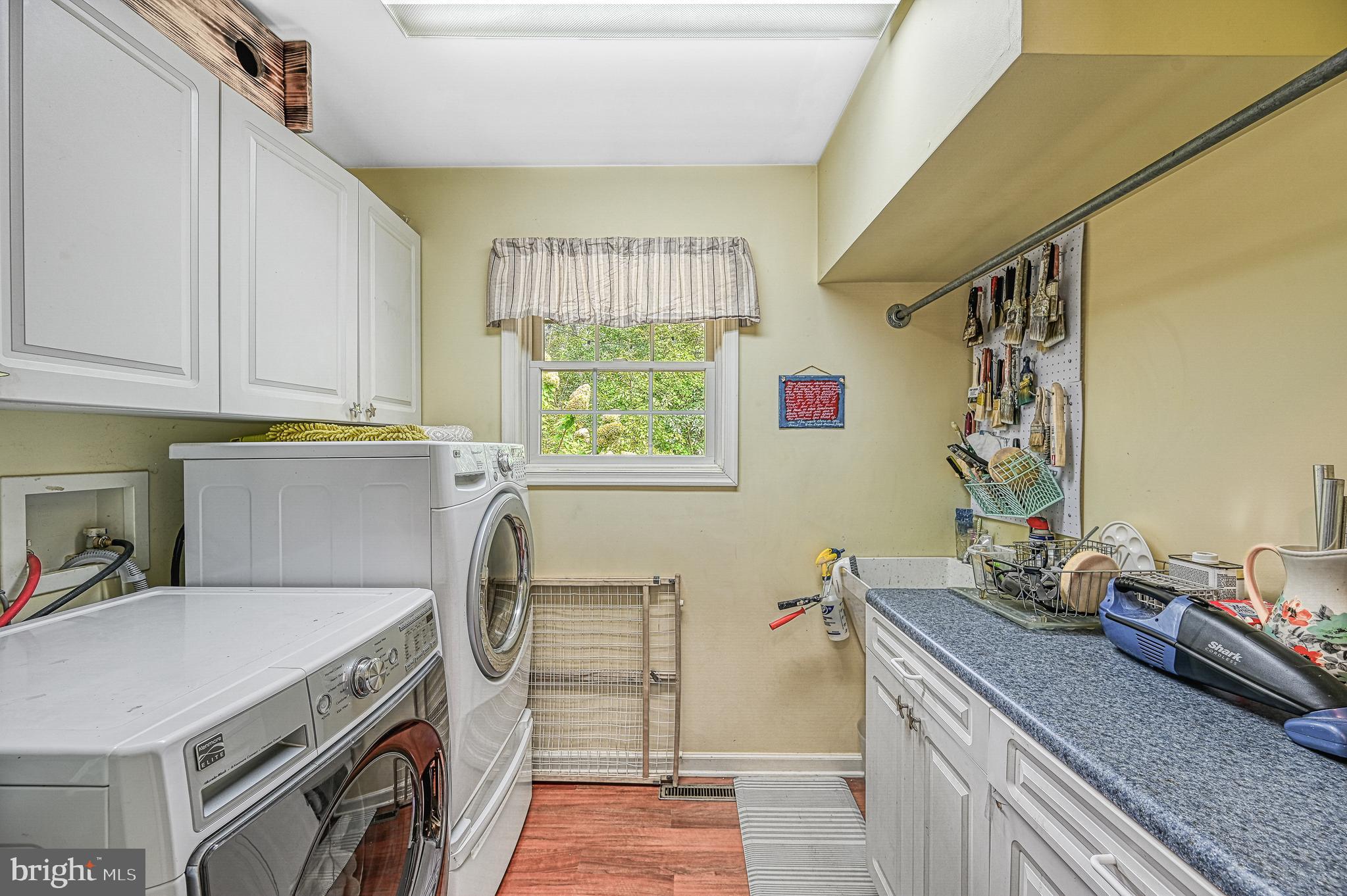 PINE HARBOUR - Residential