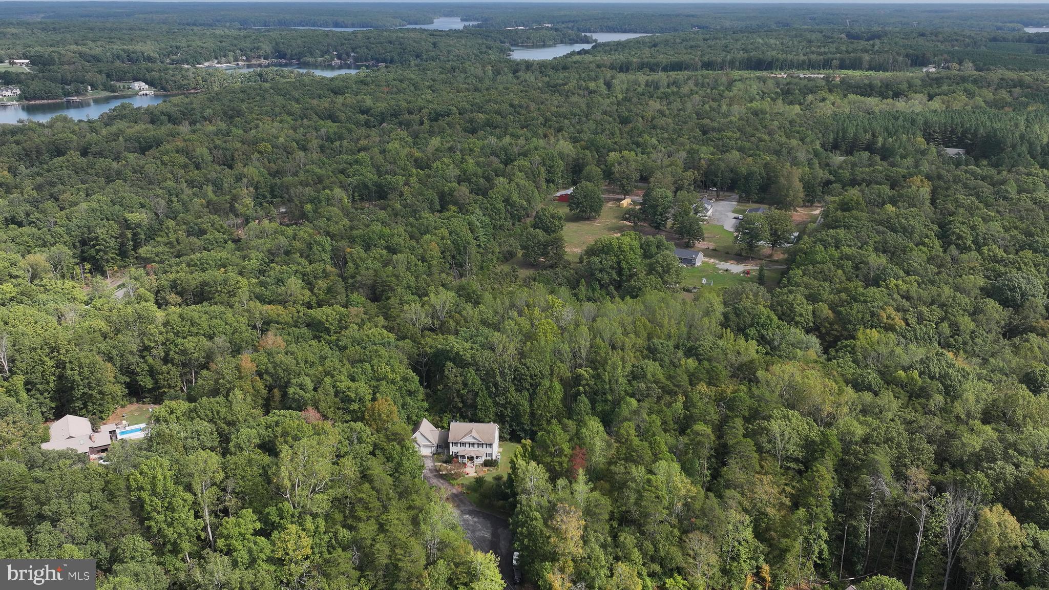 PINE HARBOUR - Residential