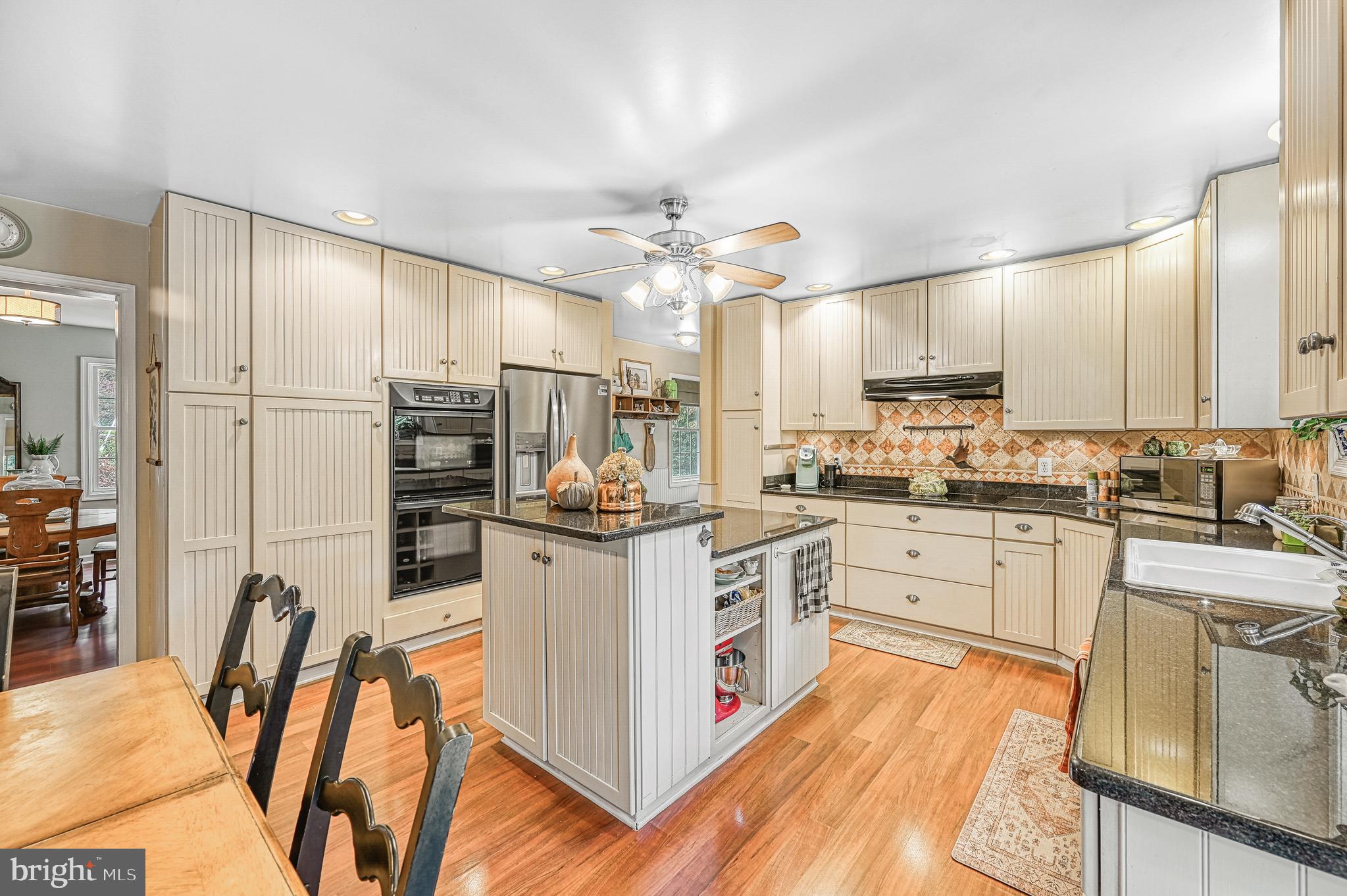 PINE HARBOUR - Residential