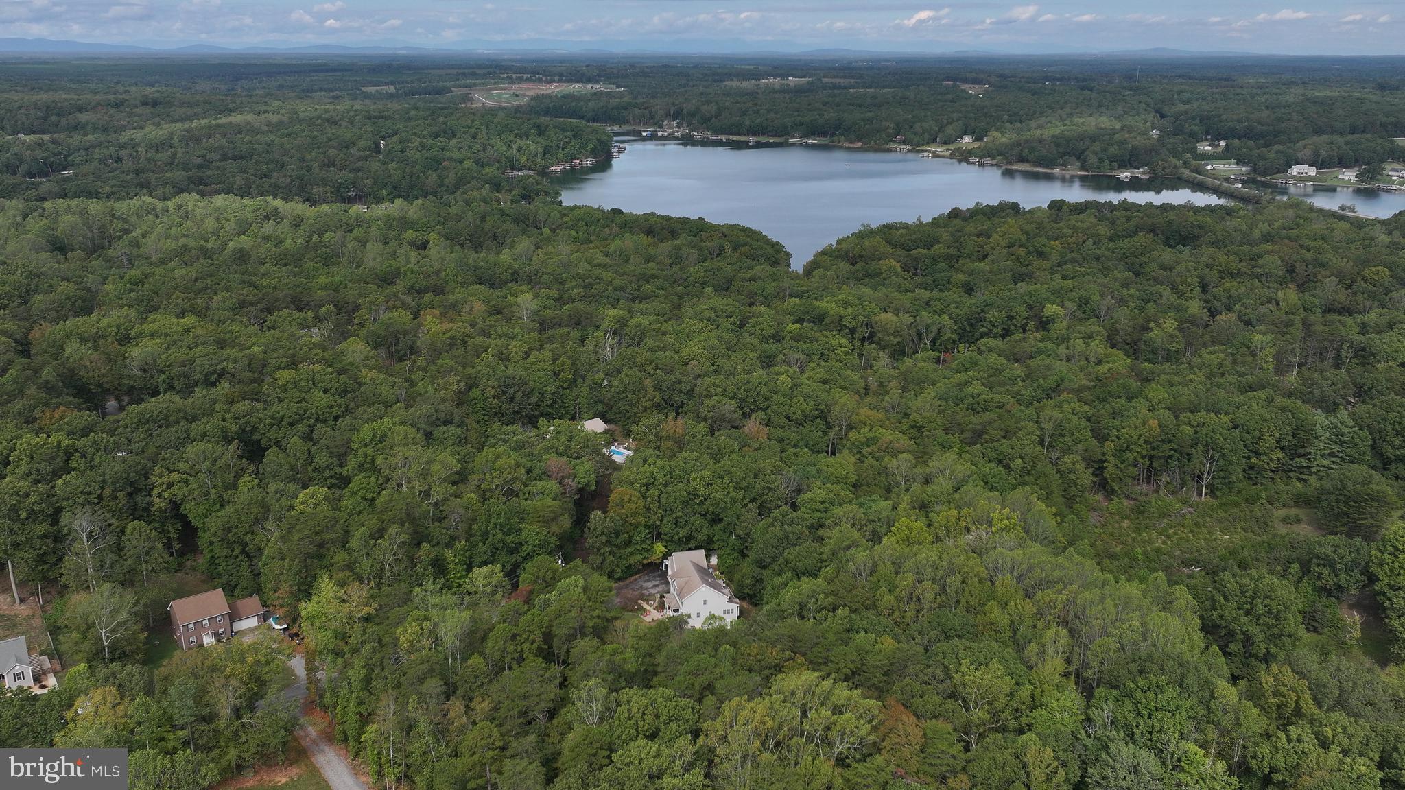 PINE HARBOUR - Residential